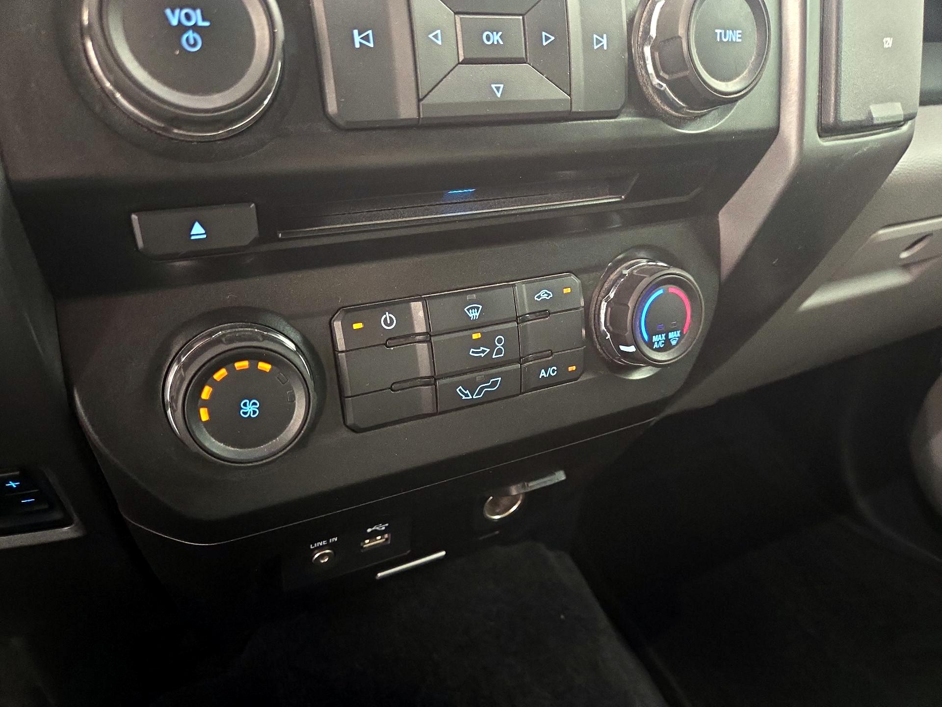 Thumbnail: 2015 Ford F-150 - 16