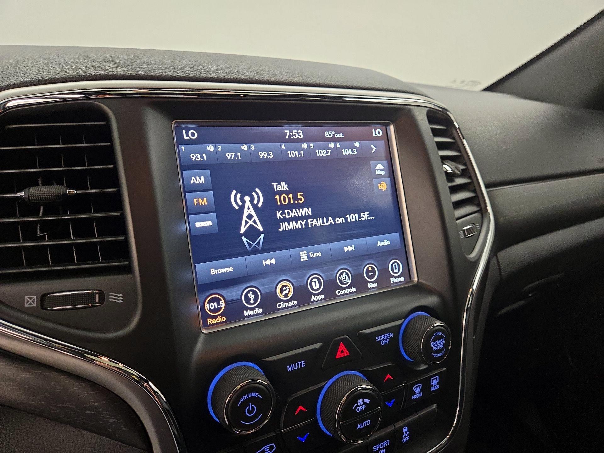 Thumbnail: 2018 Jeep Grand Cherokee - 16