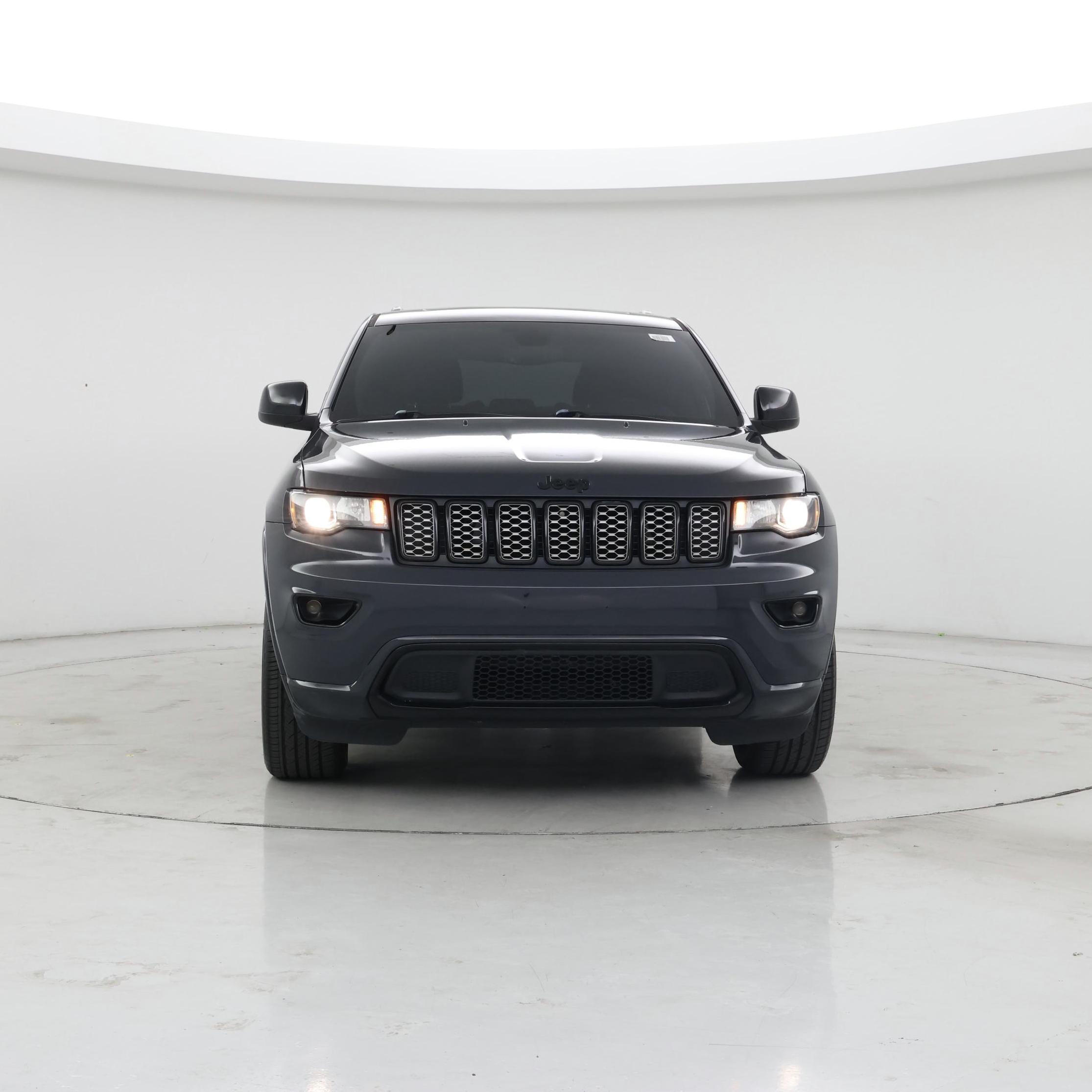 Thumbnail: 2018 Jeep Grand Cherokee - 5