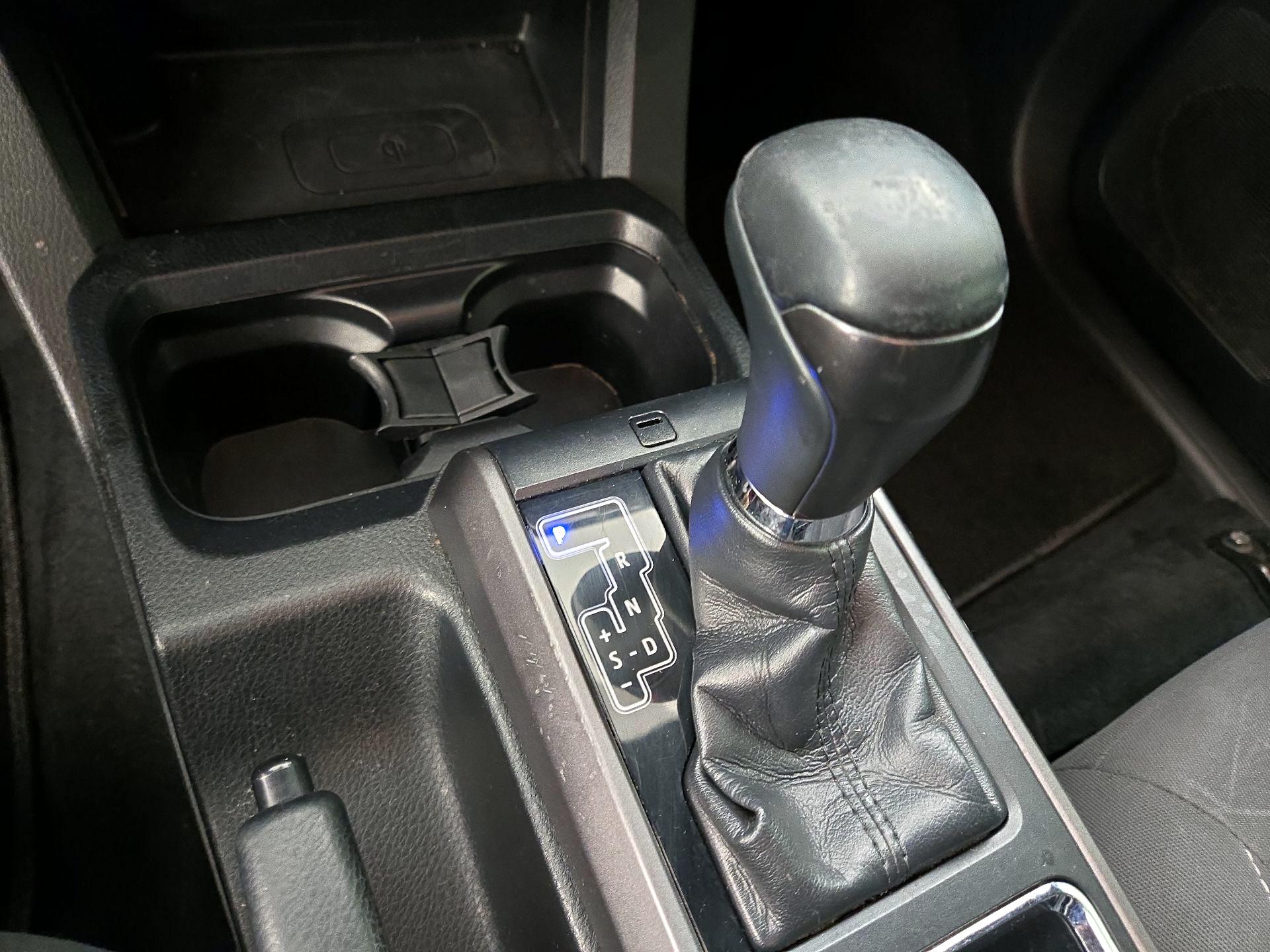 Thumbnail: 2019 Toyota Tacoma - 17