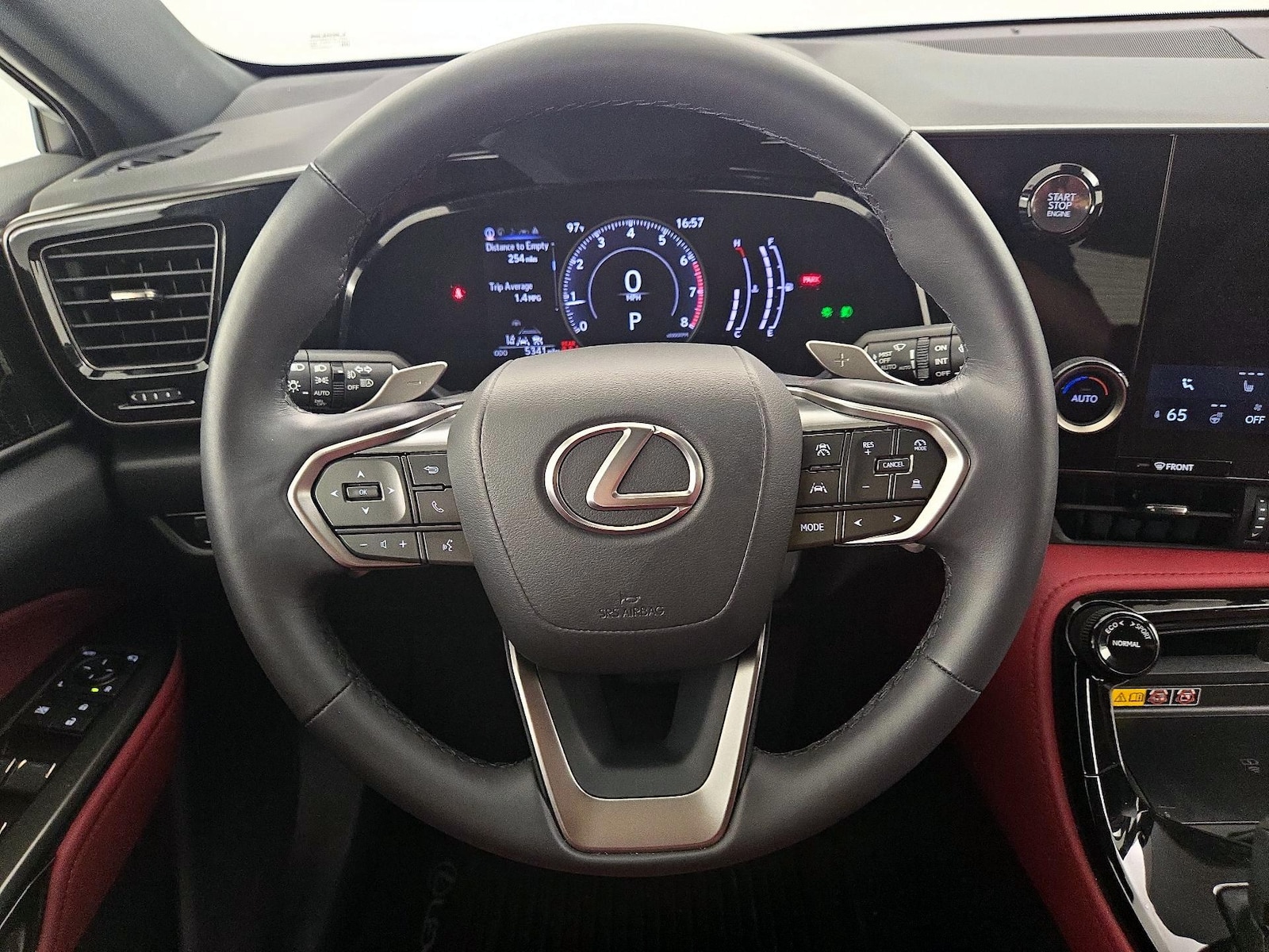 2025 Lexus NX 350 - Photo 11