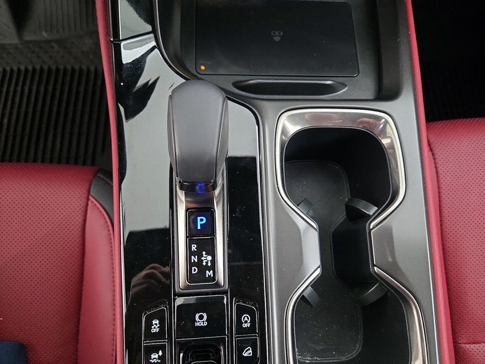 2025 Lexus NX 350 - Photo 18