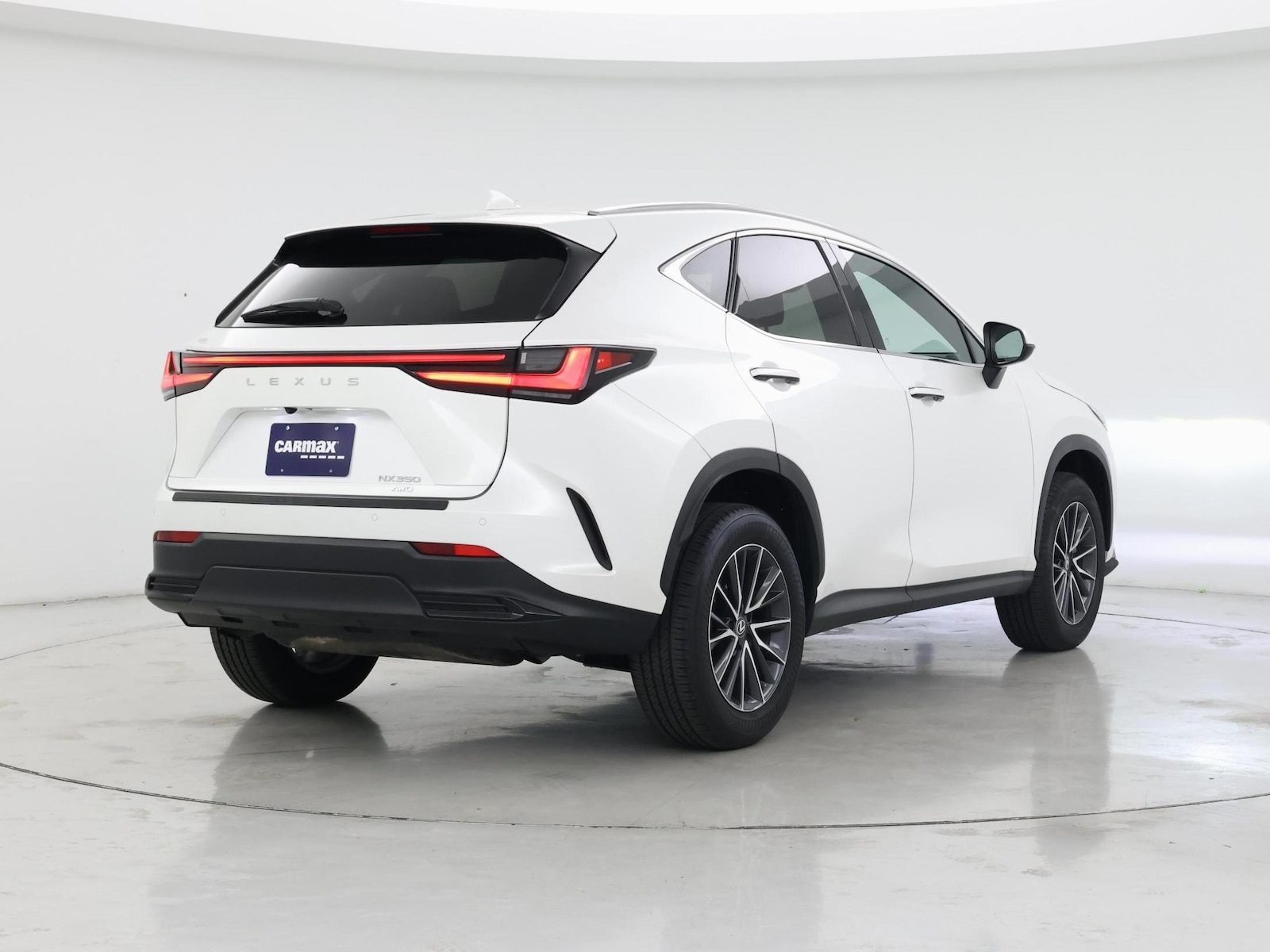 2025 Lexus NX 350 - Photo 9