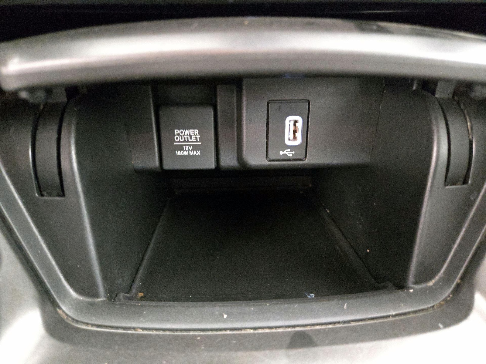 2018 Honda Accord LX - Photo 19