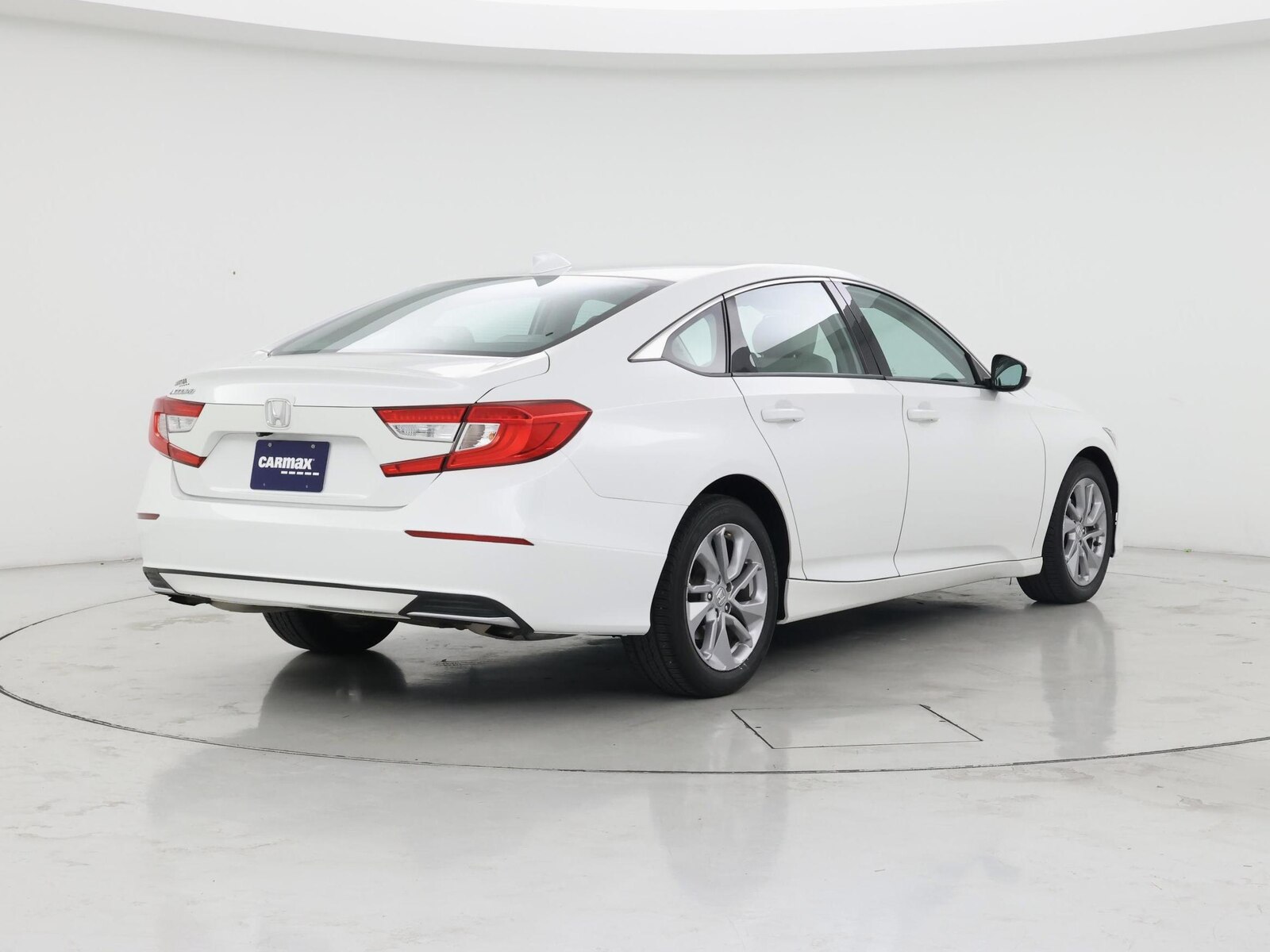 2018 Honda Accord LX - Photo 9