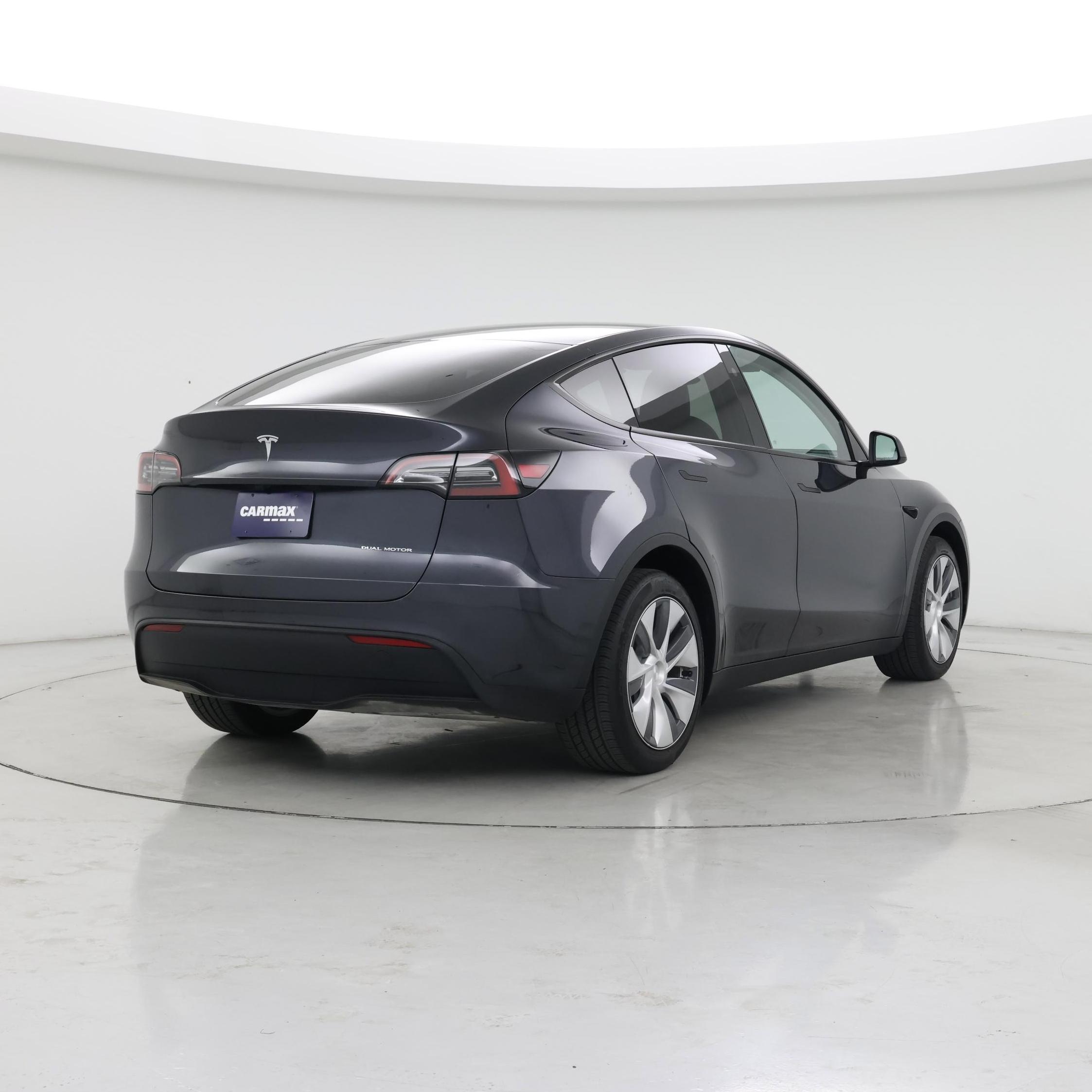 Thumbnail: 2024 Tesla Model Y - 8