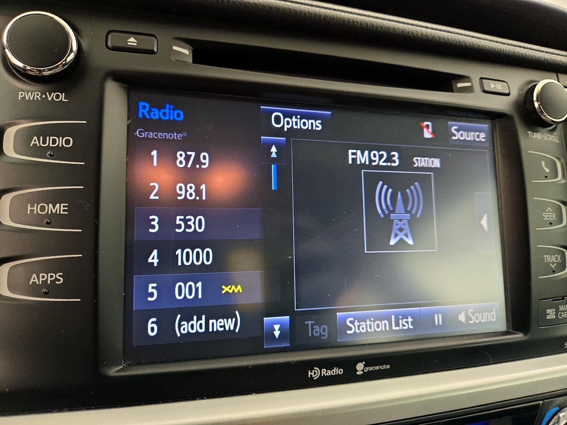 Thumbnail: 2015 Toyota Highlander - 16