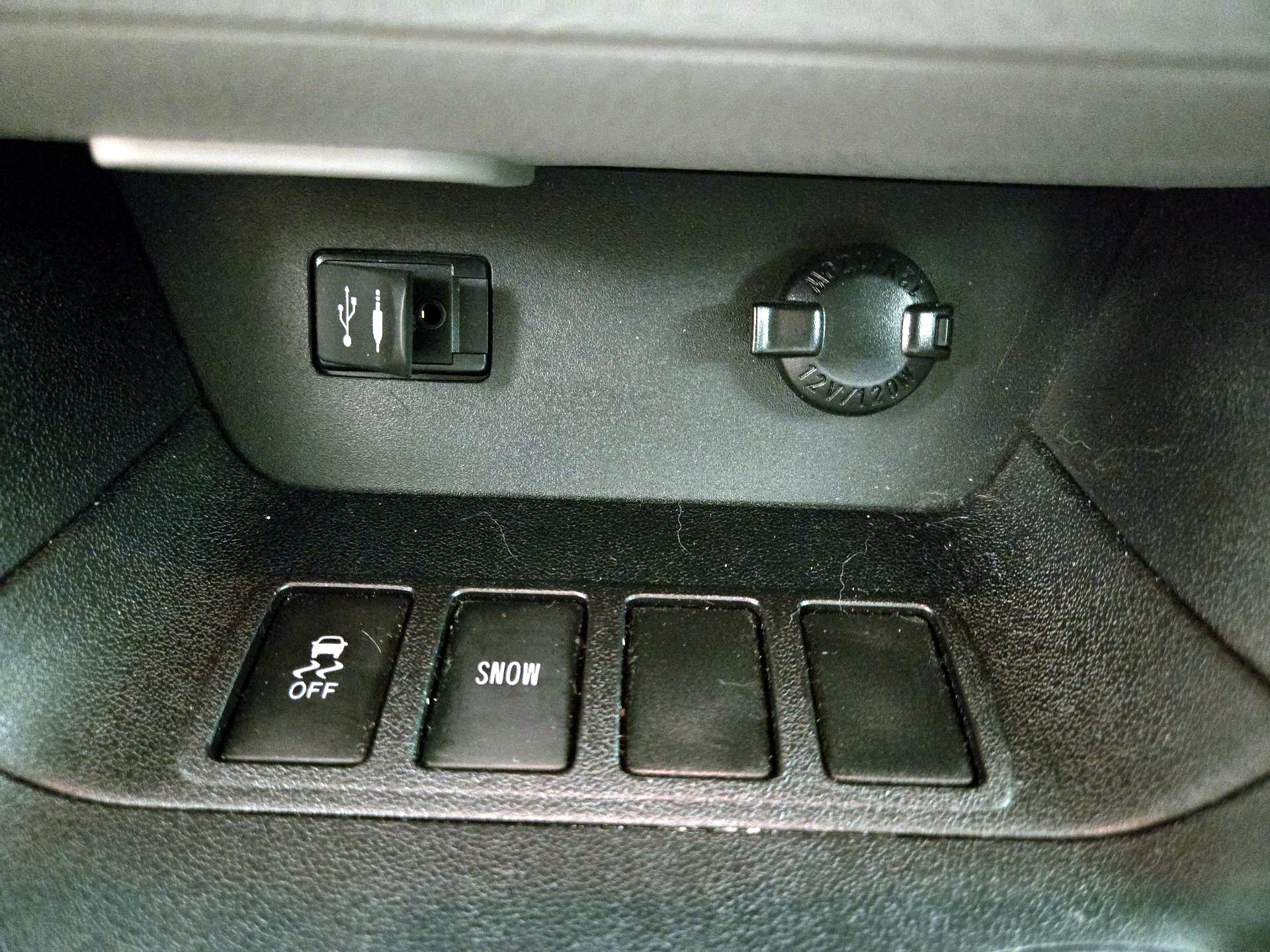Thumbnail: 2015 Toyota Highlander - 19