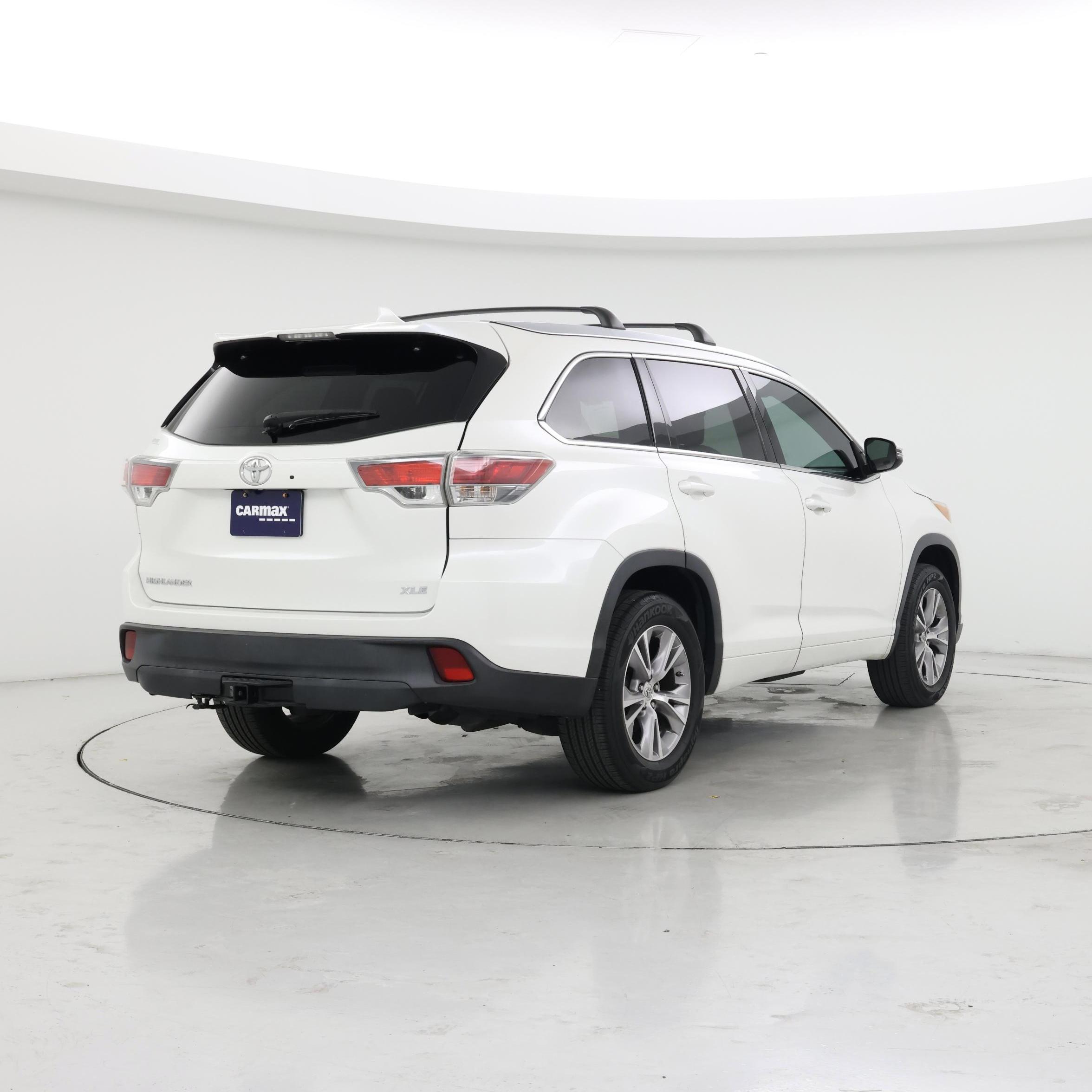 Thumbnail: 2015 Toyota Highlander - 8