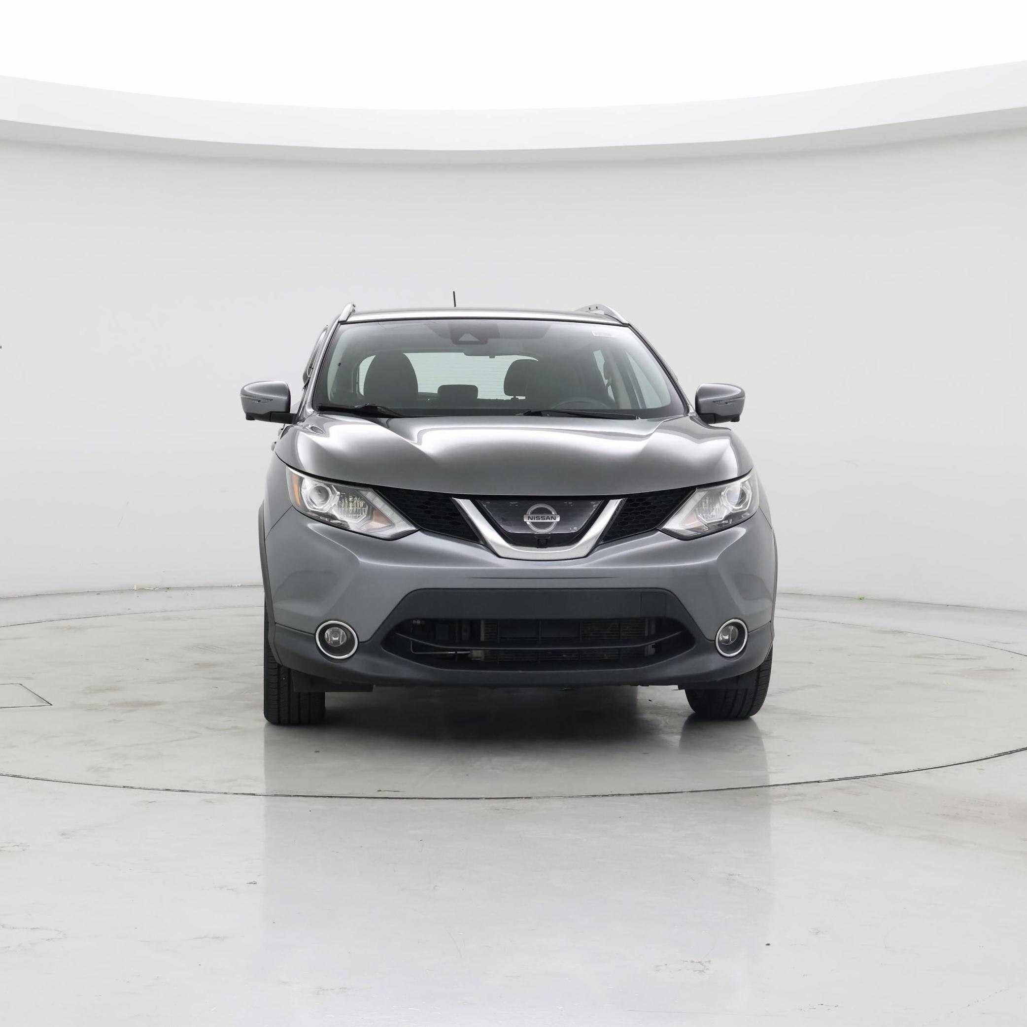 Thumbnail: 2017 Nissan Rogue Sport - 5