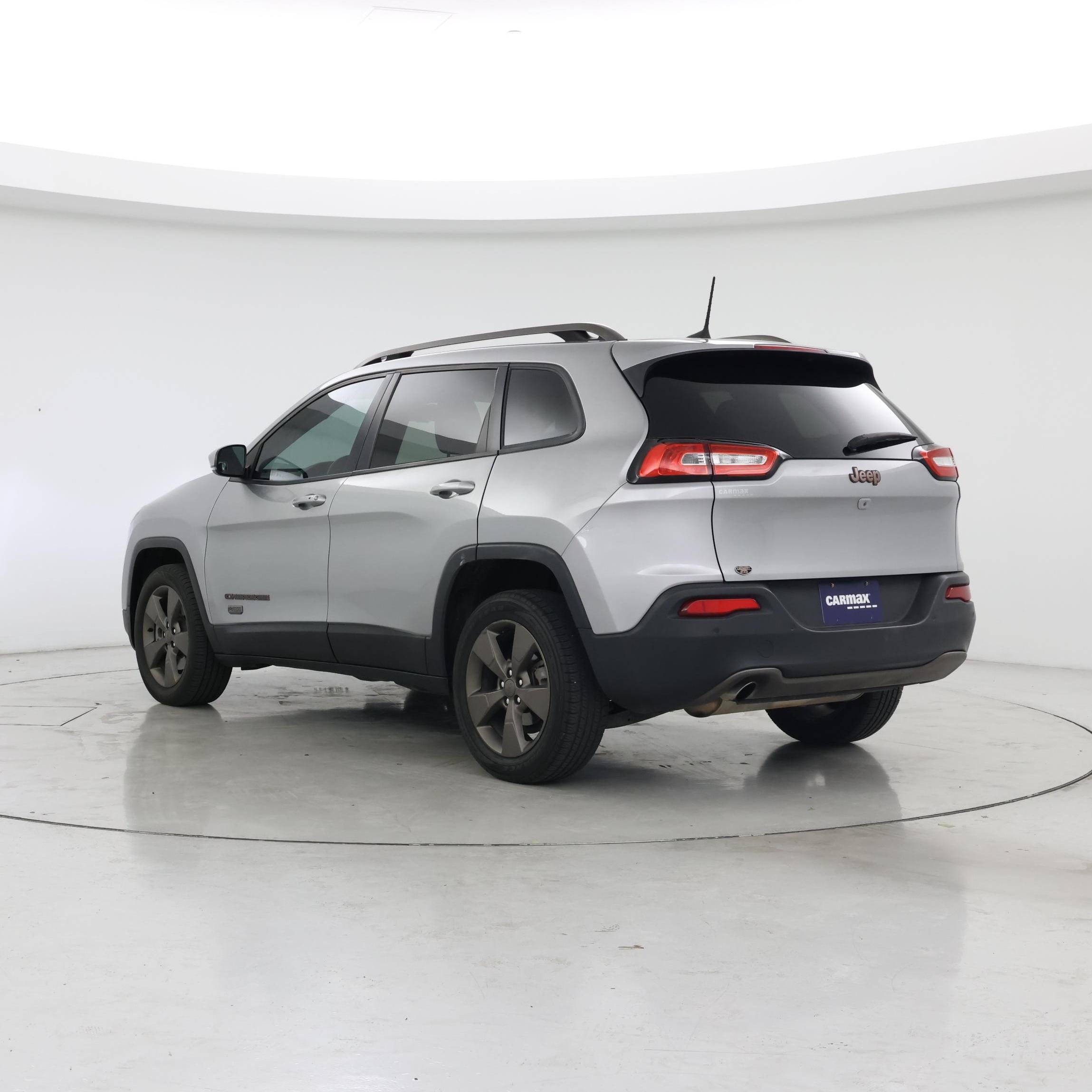 Thumbnail: 2017 Jeep Cherokee - 2