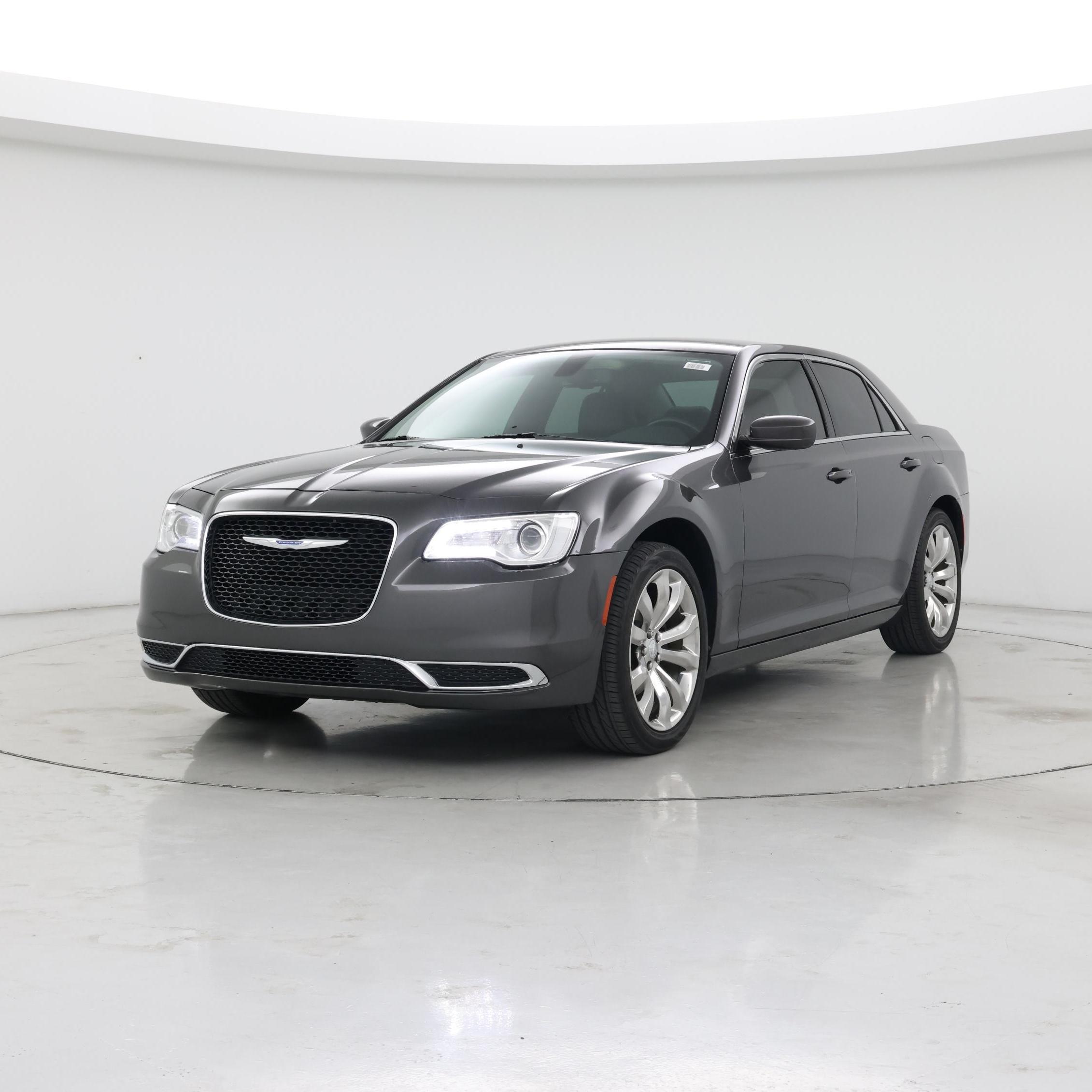 Thumbnail: 2018 Chrysler 300 - 4
