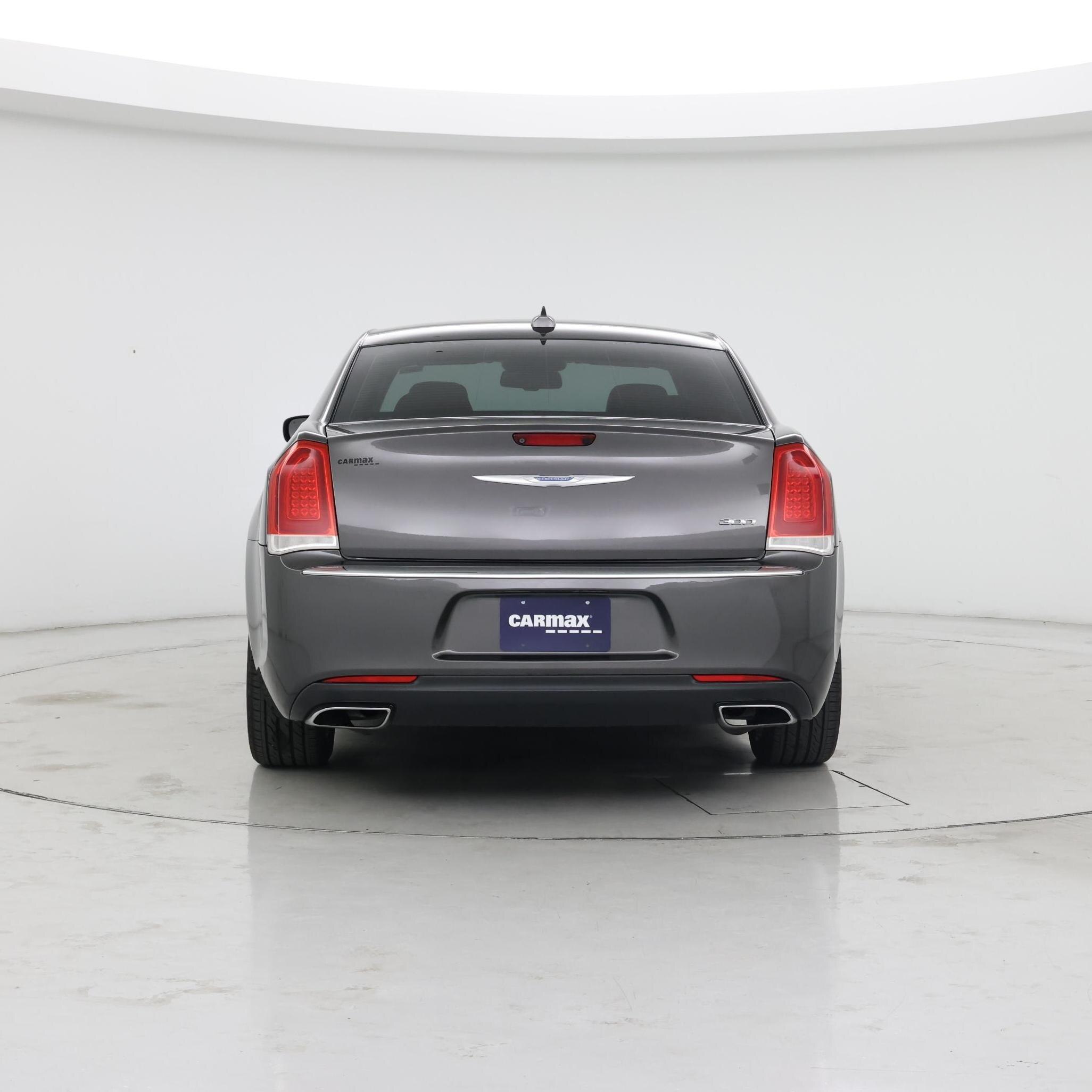 Thumbnail: 2018 Chrysler 300 - 6