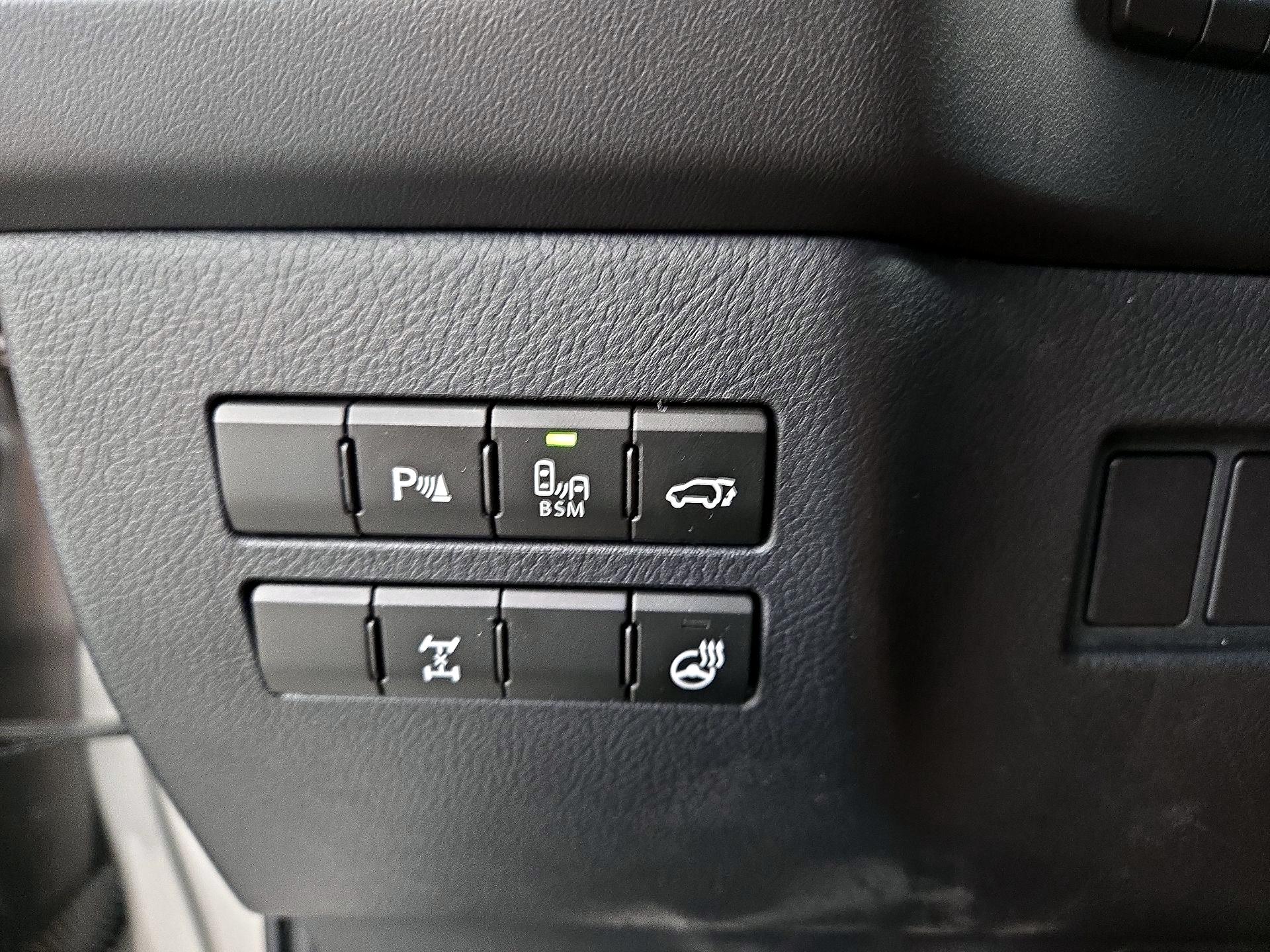 Thumbnail: 2016 Lexus NX - 13