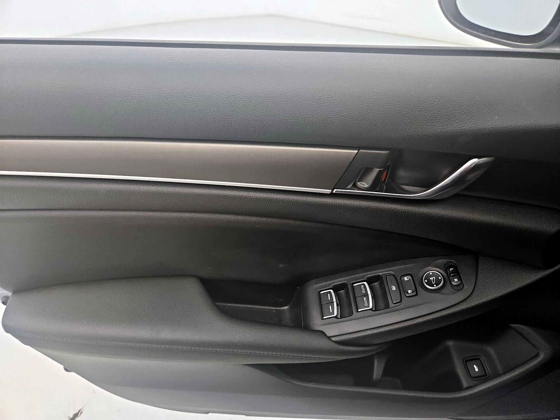 Thumbnail: 2021 Honda Accord - 12