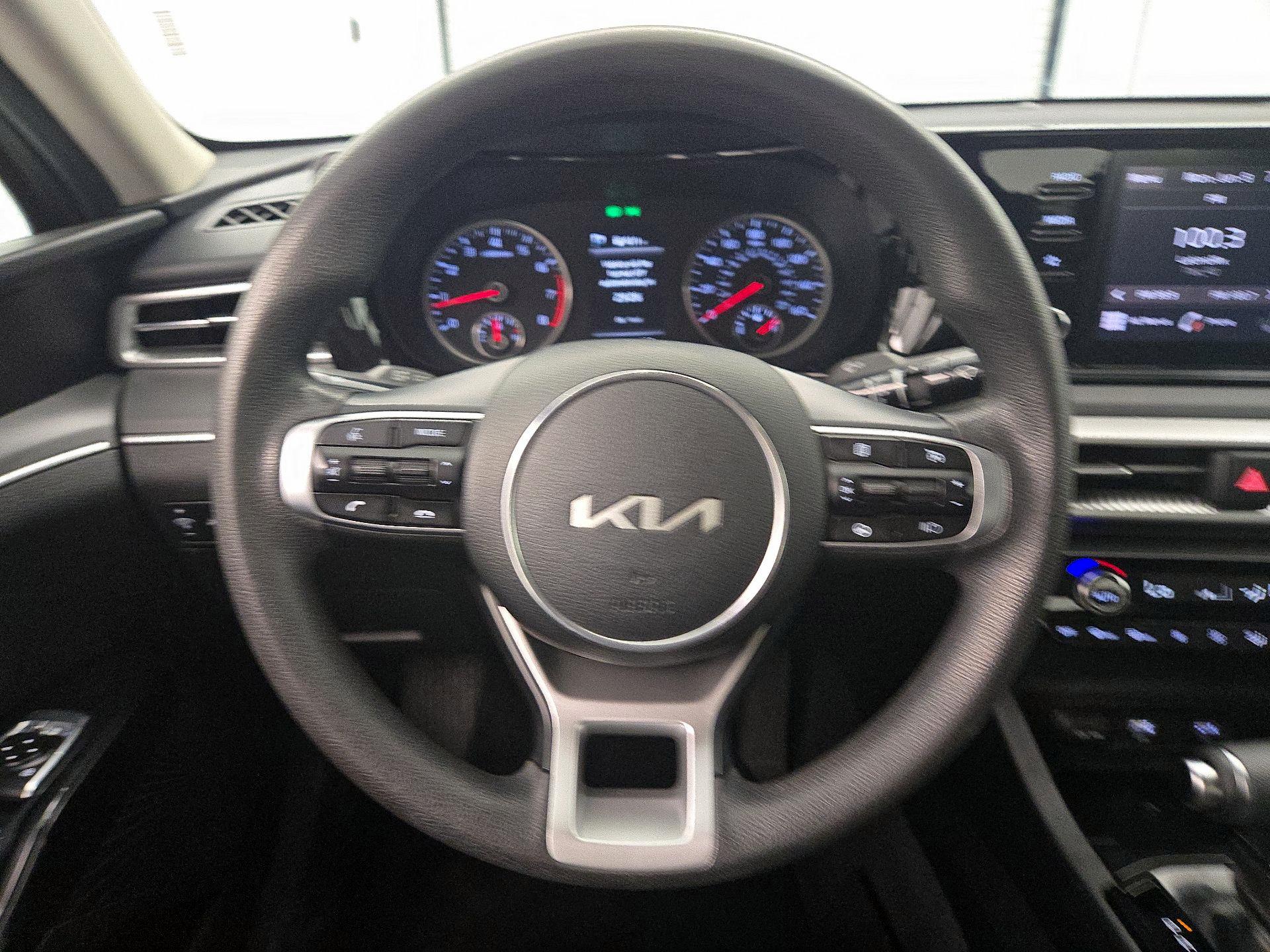 Thumbnail: 2022 Kia K5 - 10