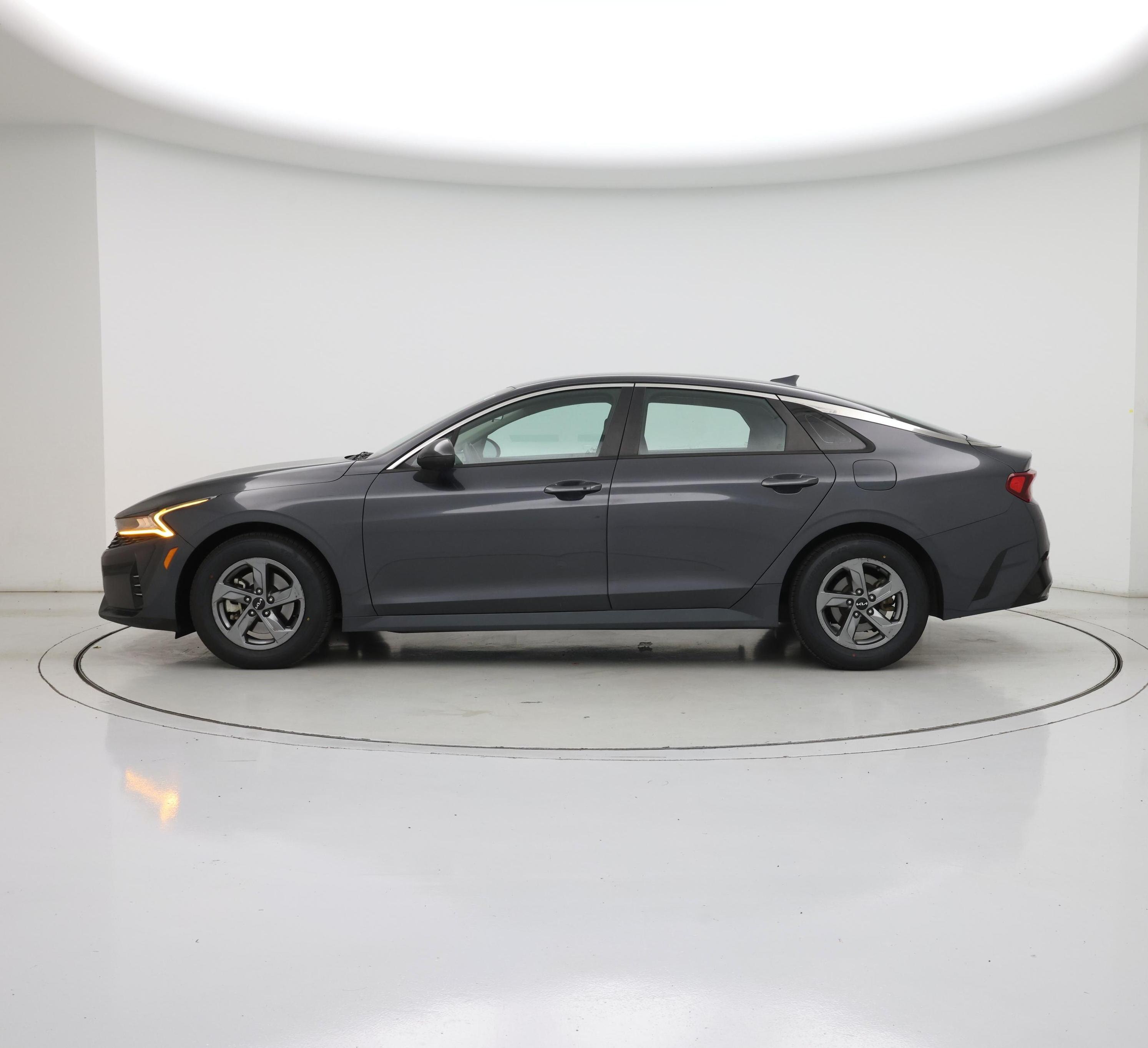 Thumbnail: 2022 Kia K5 - 3