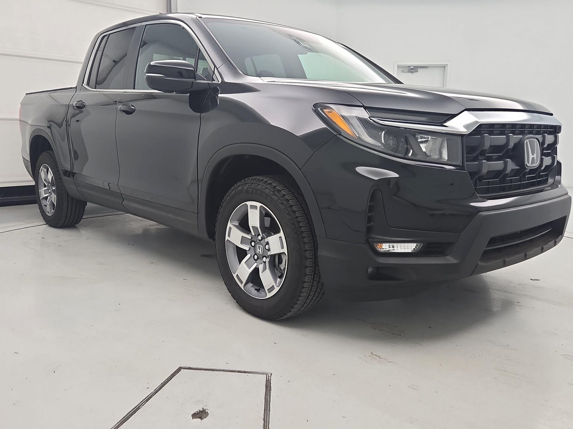 Thumbnail: 2025 Honda Ridgeline - 1