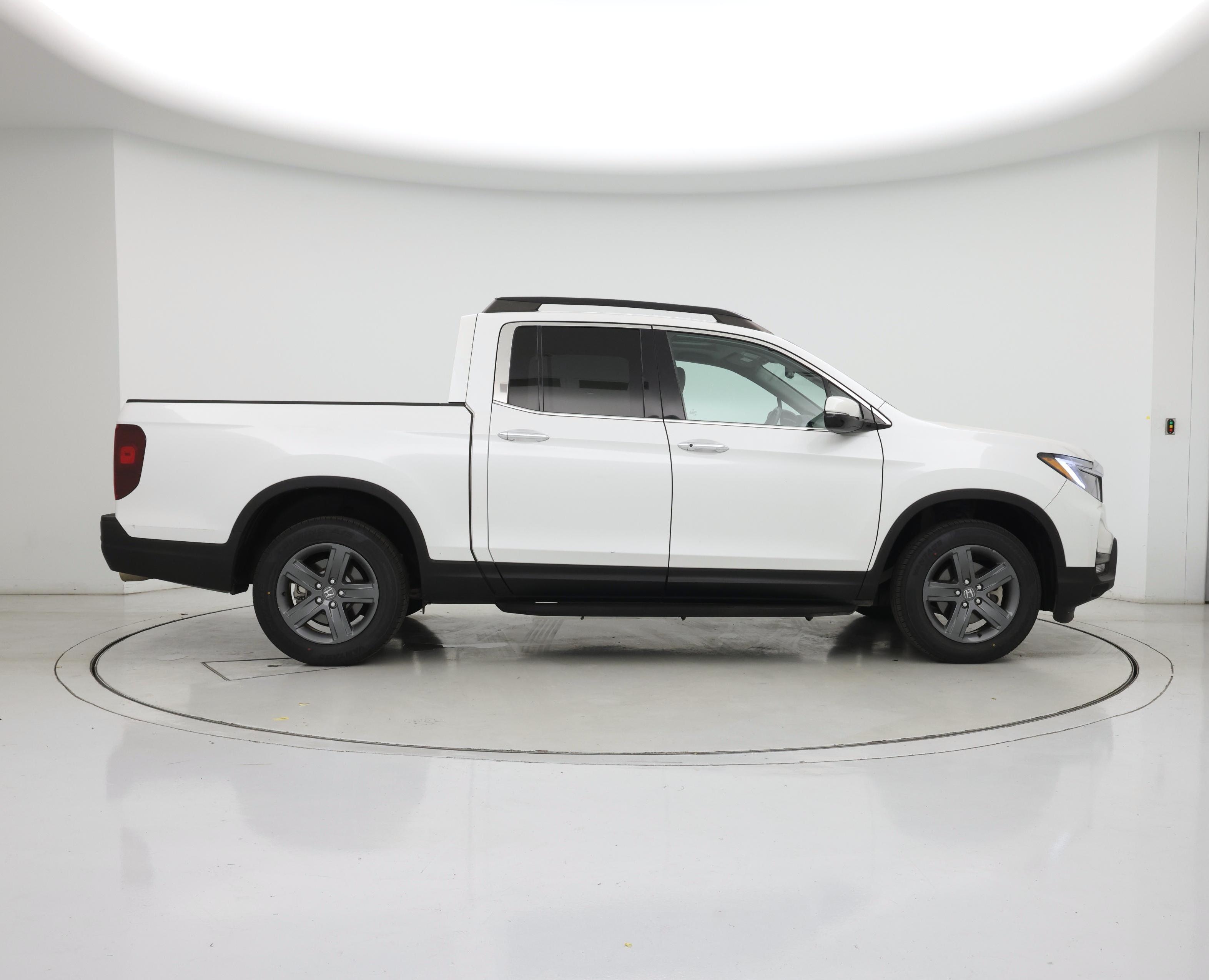 Thumbnail: 2023 Honda Ridgeline - 7
