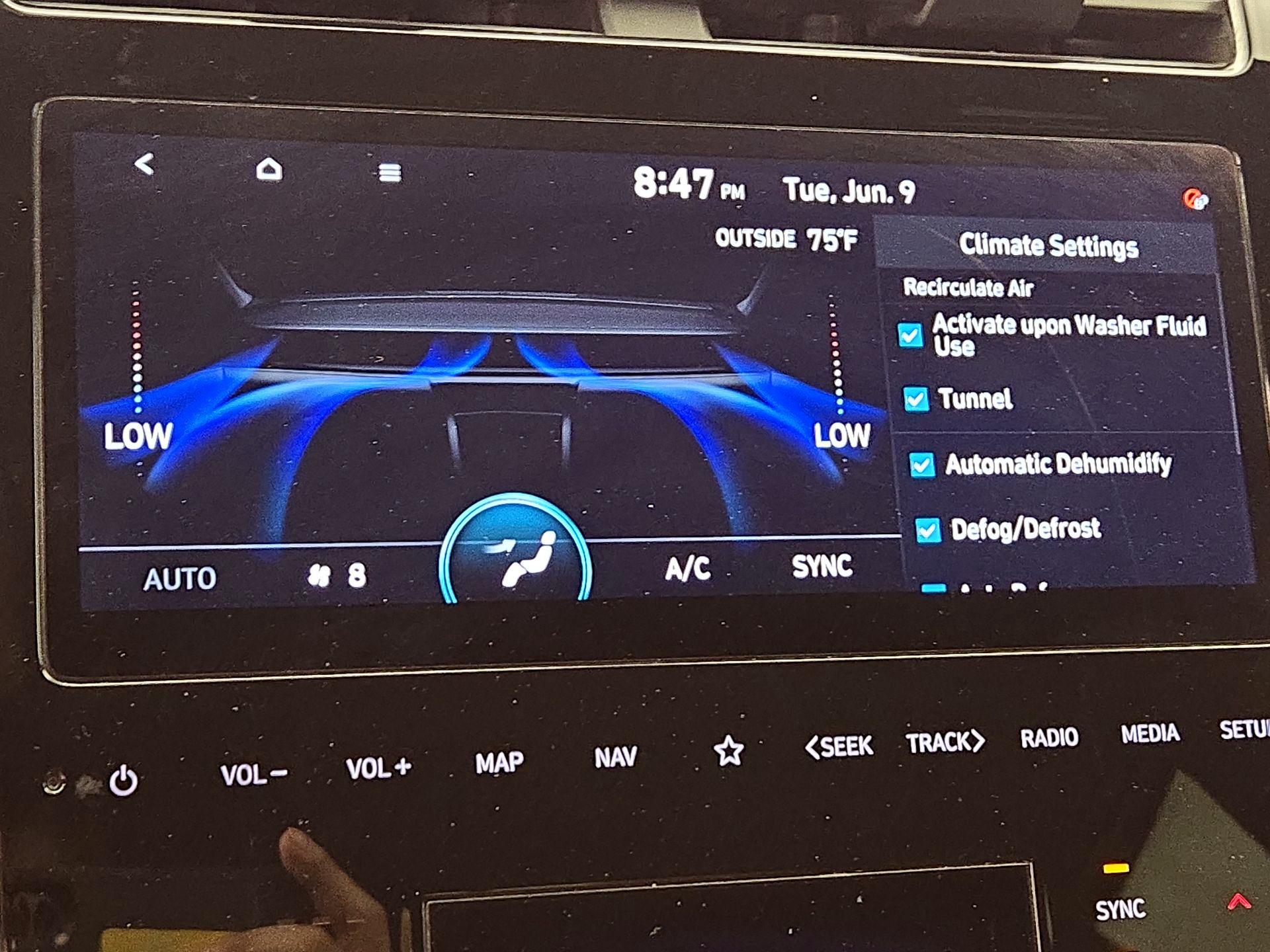 Thumbnail: 2022 Hyundai Santa Cruz - 17