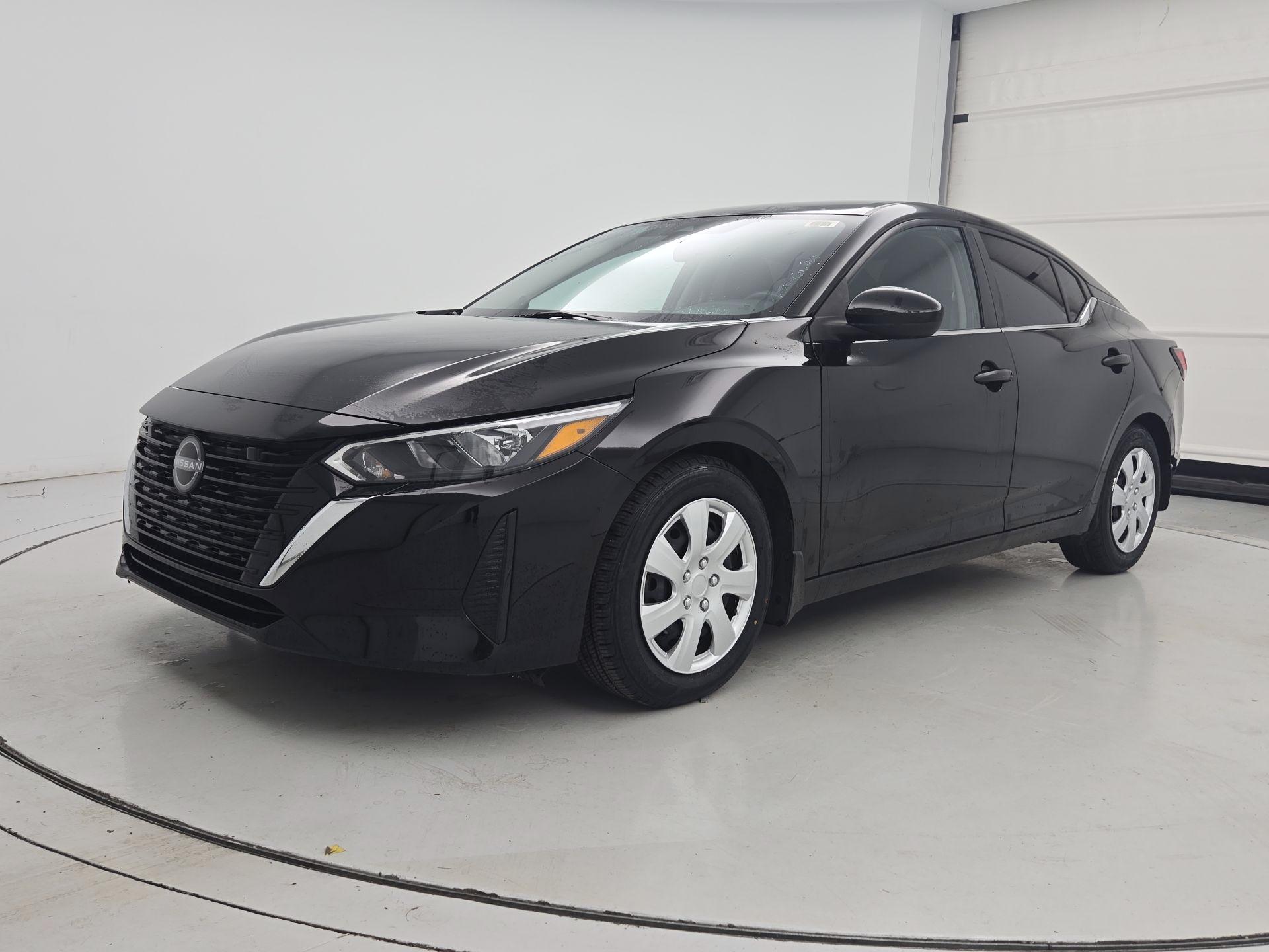 Thumbnail: 2025 Nissan Sentra - 3