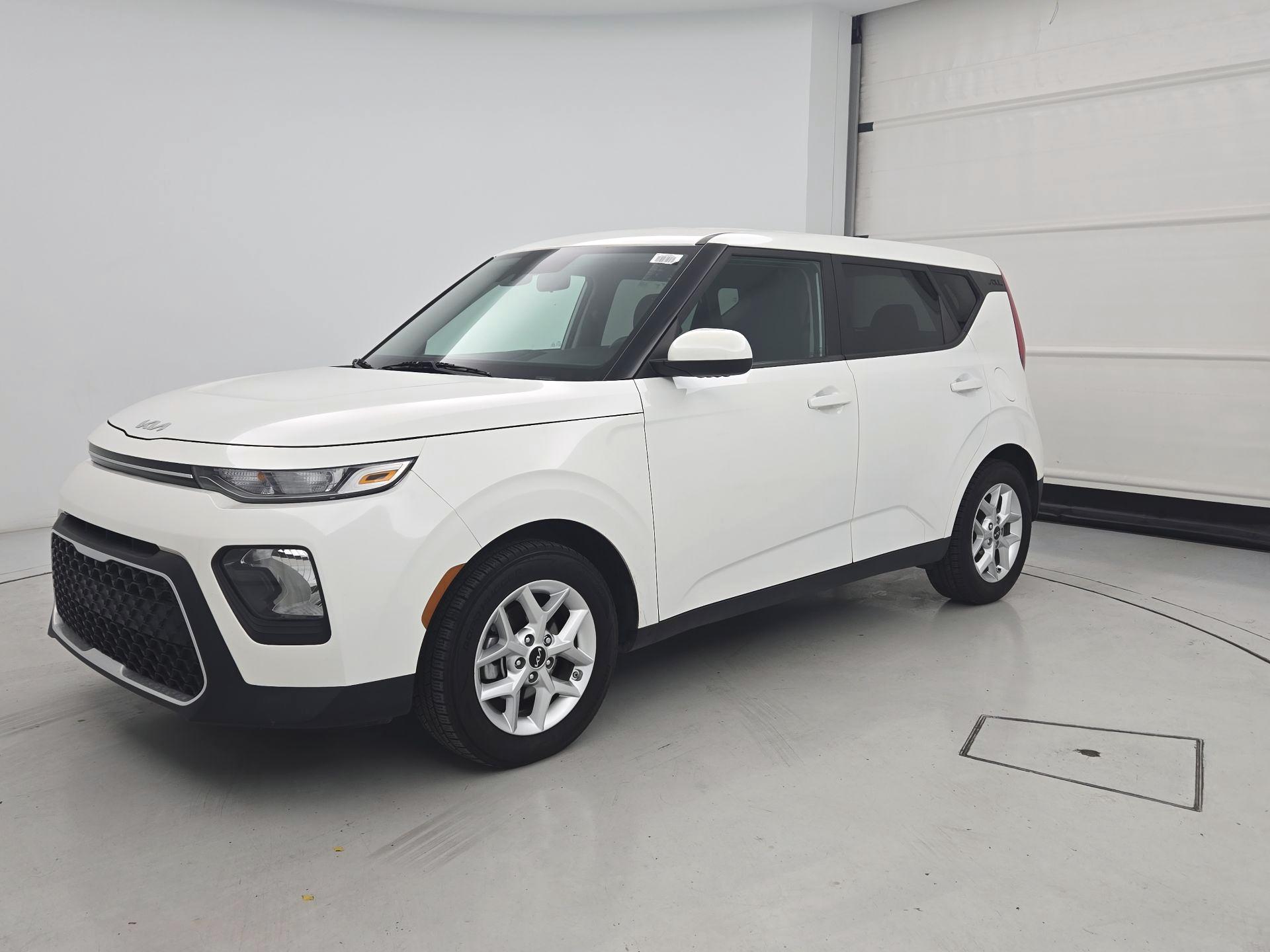 Thumbnail: 2022 Kia Soul - 3