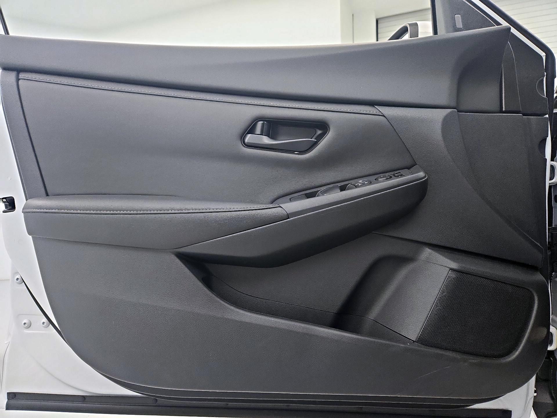 Thumbnail: 2025 Nissan Sentra - 12