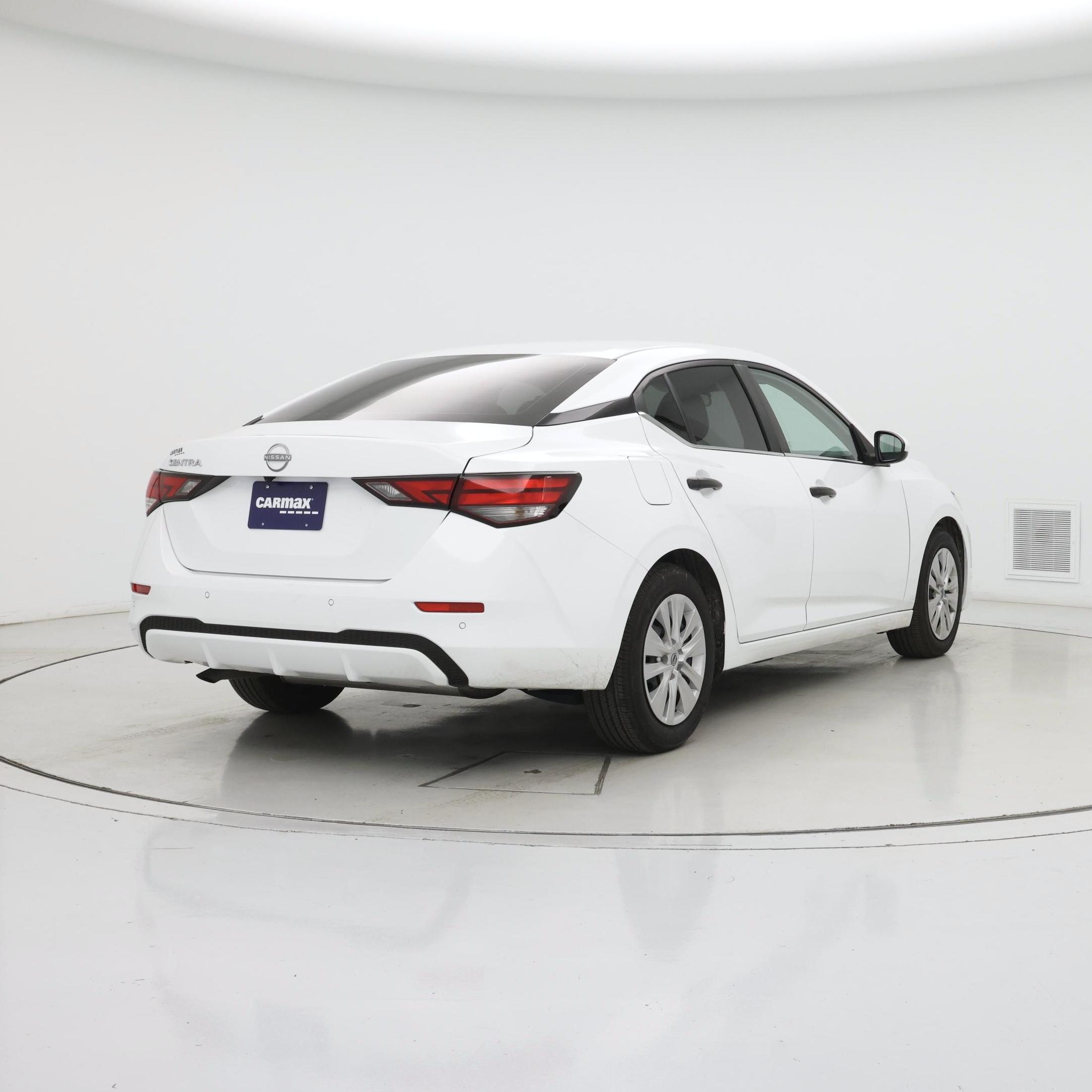 Thumbnail: 2025 Nissan Sentra - 8