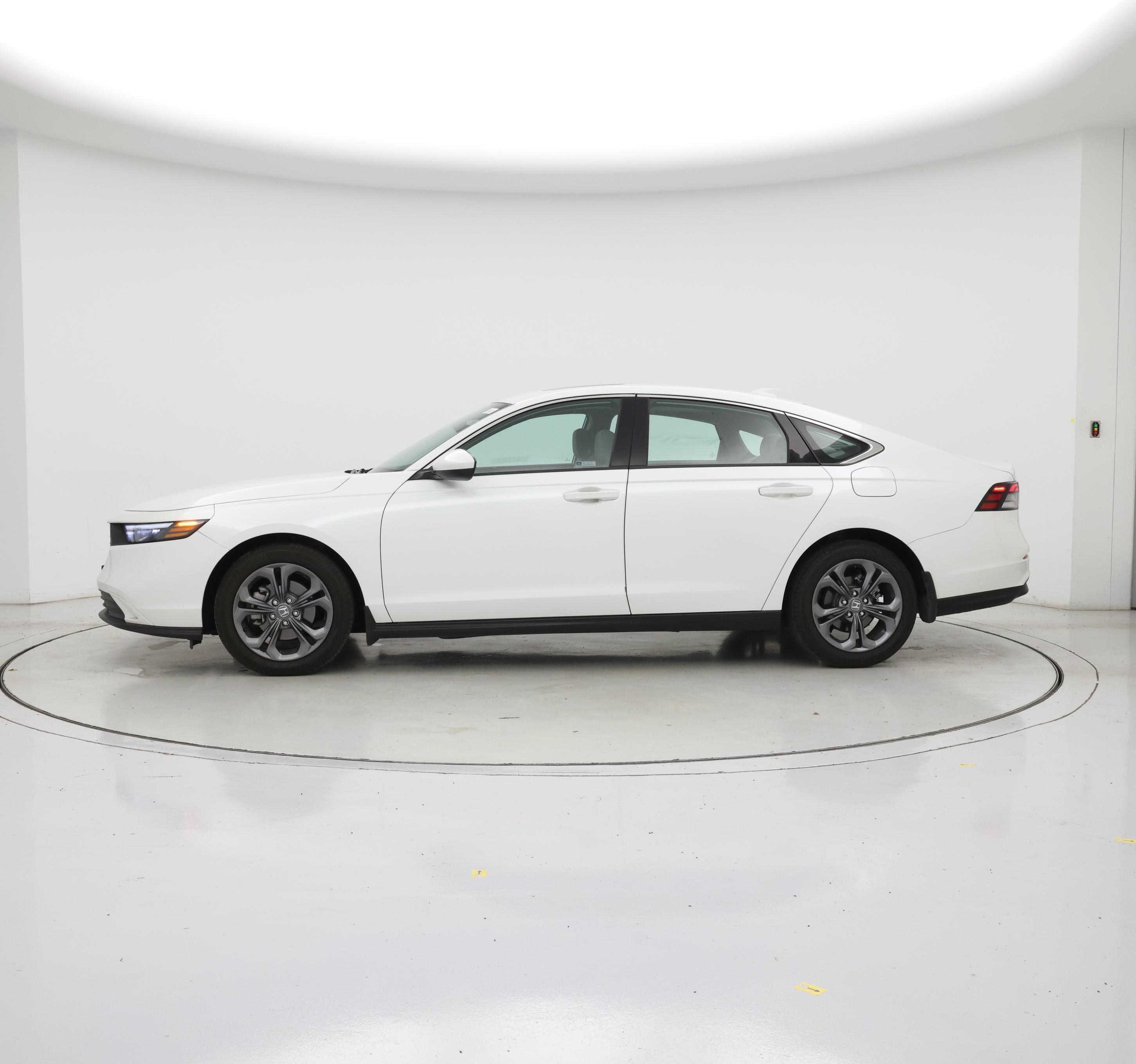 Thumbnail: 2023 Honda Accord - 3