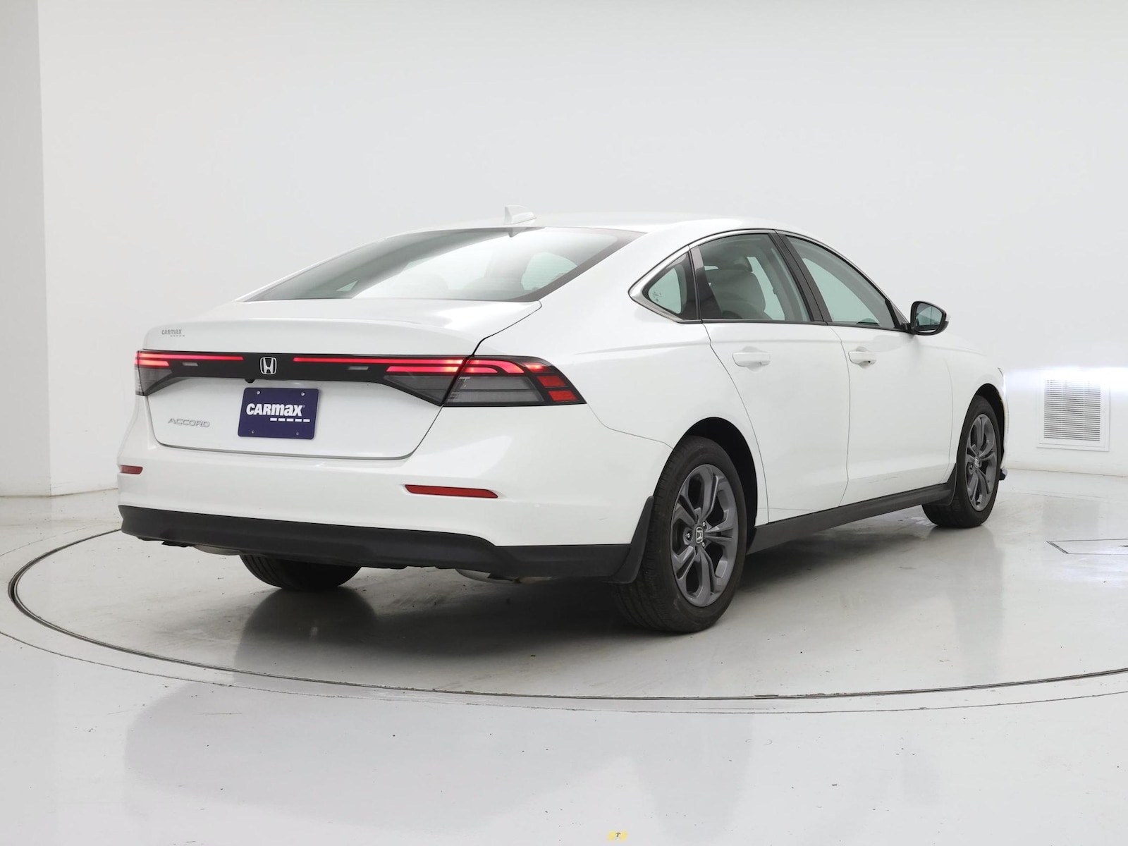 2023 Honda Accord EX - Photo 9