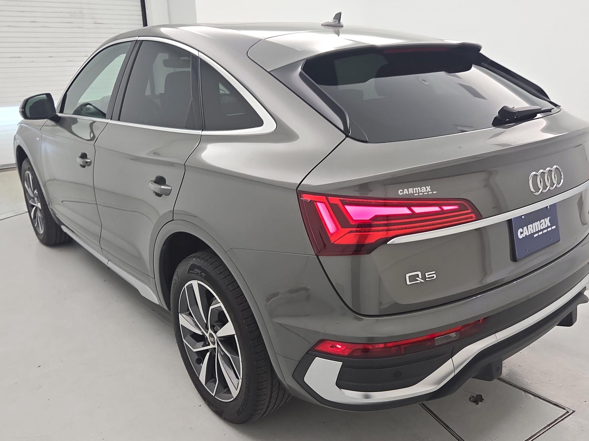 Thumbnail: 2023 Audi Q5 - 7