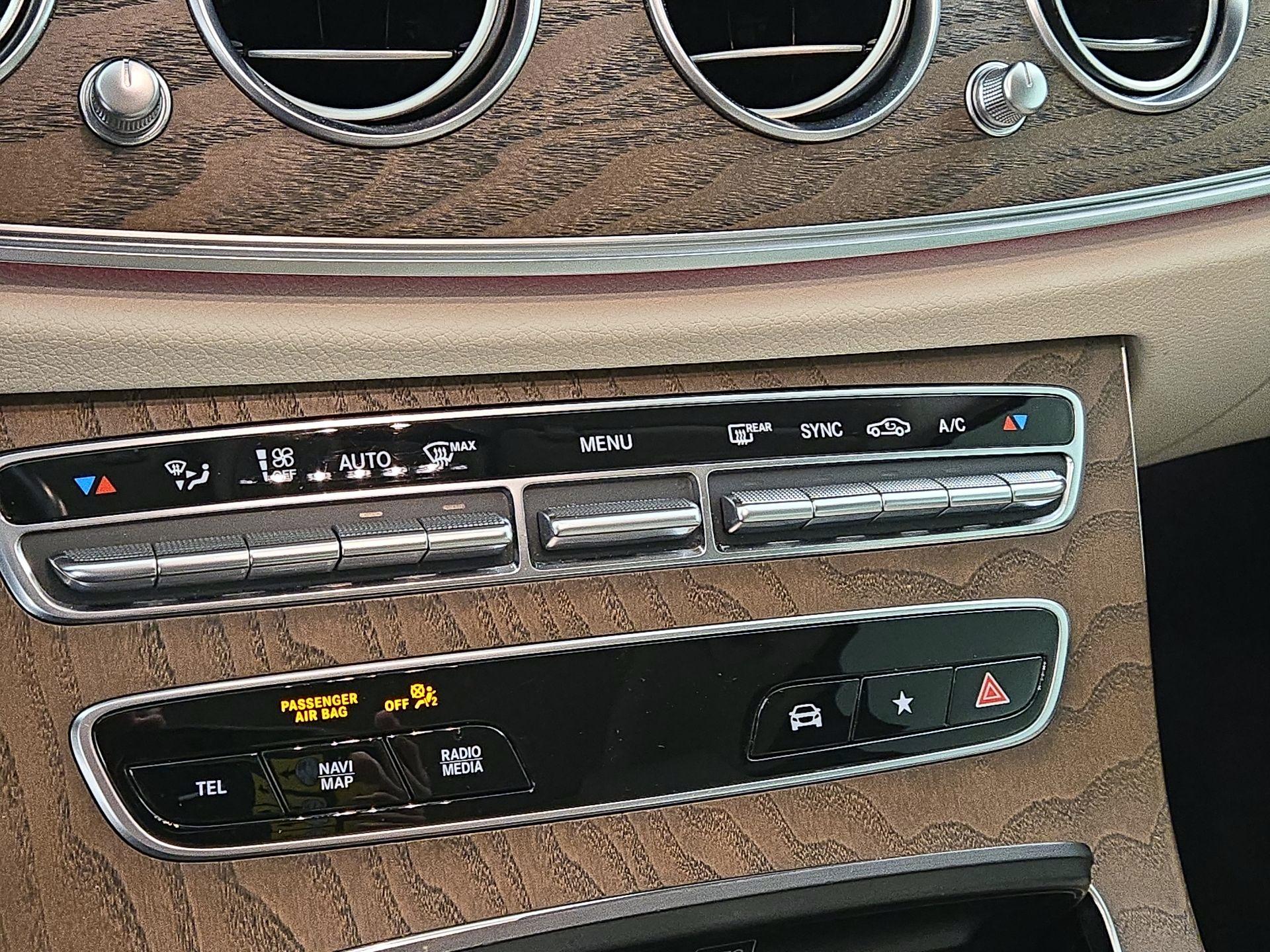 Thumbnail: 2021 Mercedes-Benz E-Class - 17
