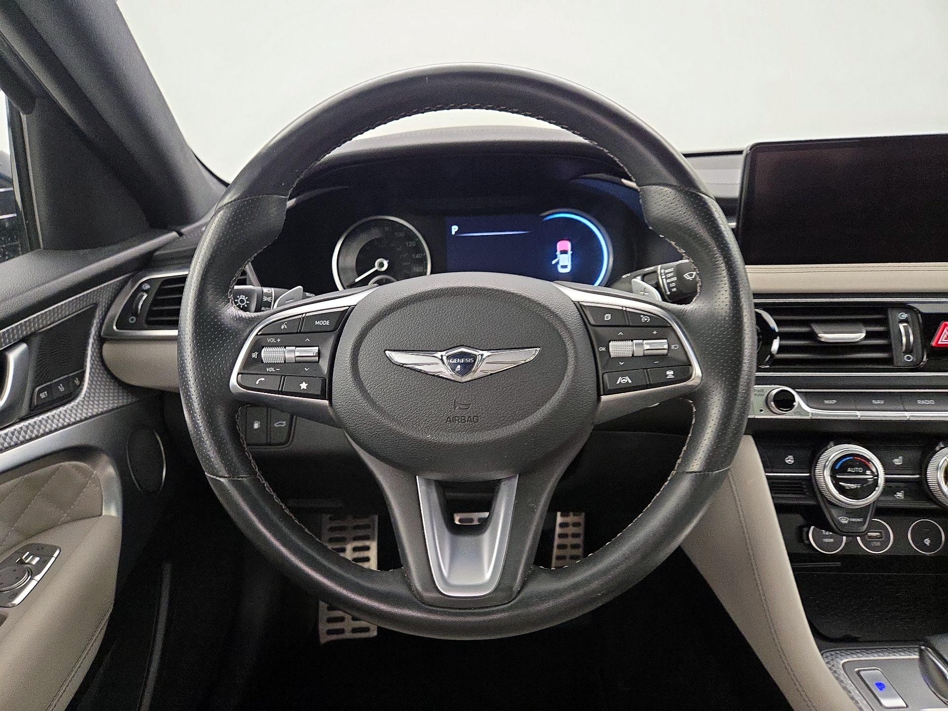 Thumbnail: 2022 Genesis G70 - 10
