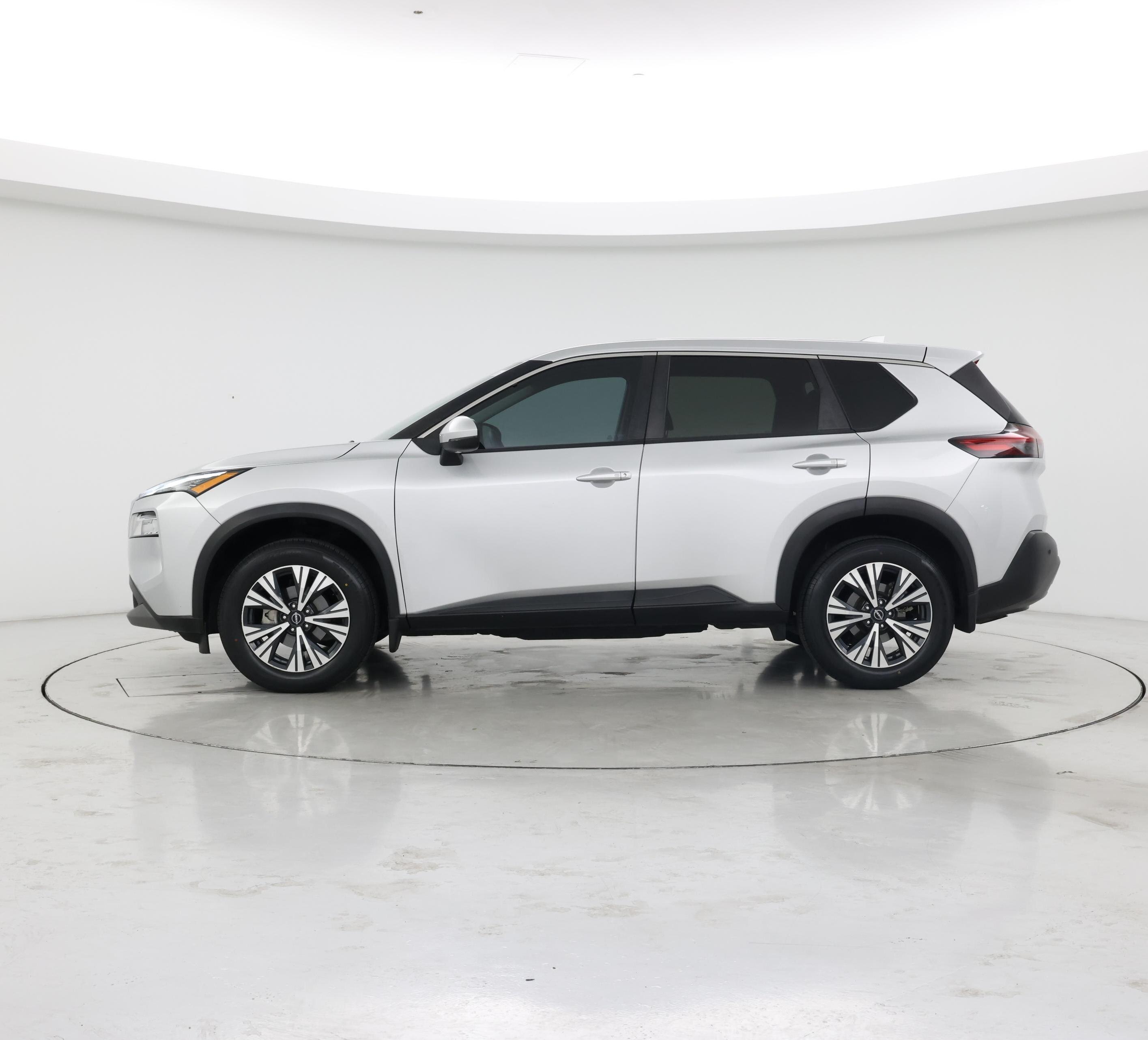 Thumbnail: 2022 Nissan Rogue - 3