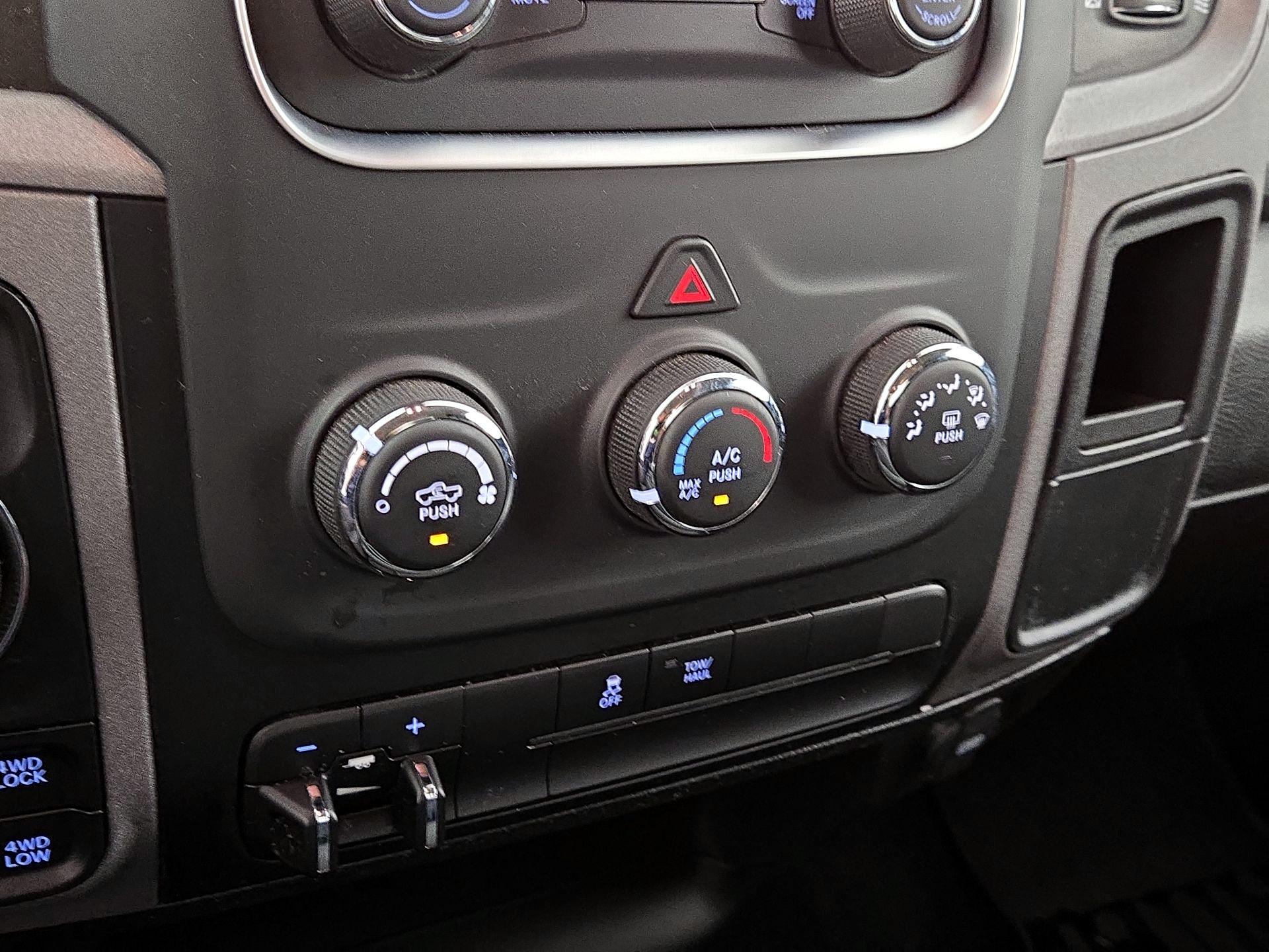 Thumbnail: 2024 RAM 1500 Classic - 16
