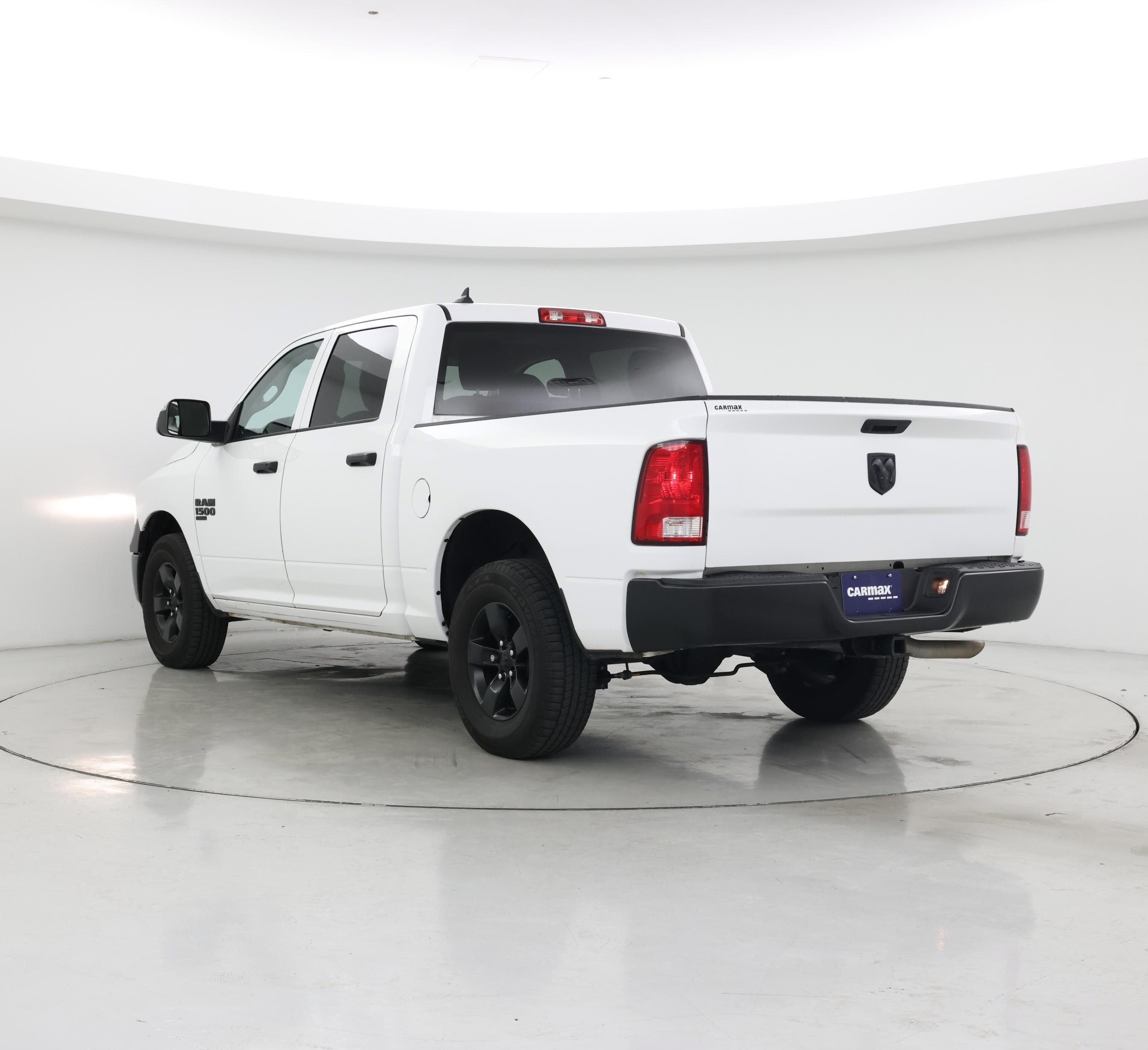 Thumbnail: 2024 RAM 1500 Classic - 2