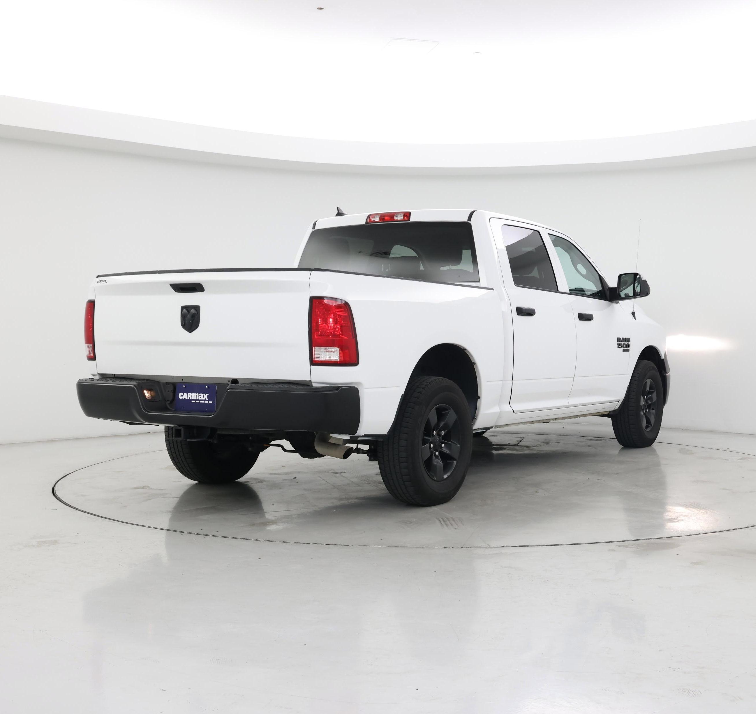 Thumbnail: 2024 RAM 1500 Classic - 8