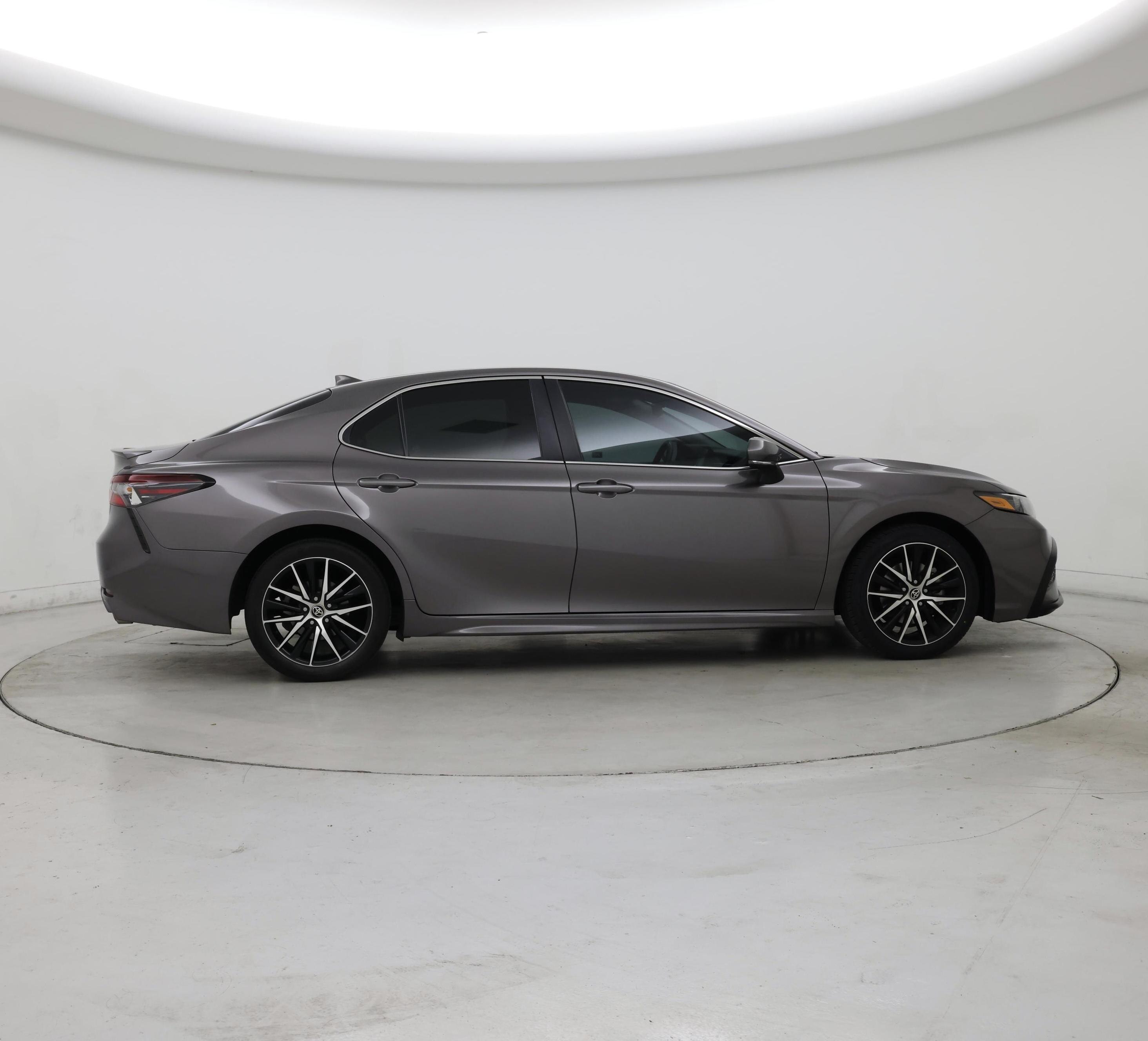 Thumbnail: 2022 Toyota Camry - 7