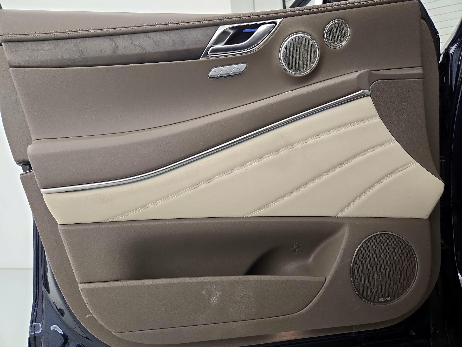 Thumbnail: 2021 Genesis GV80 - 10