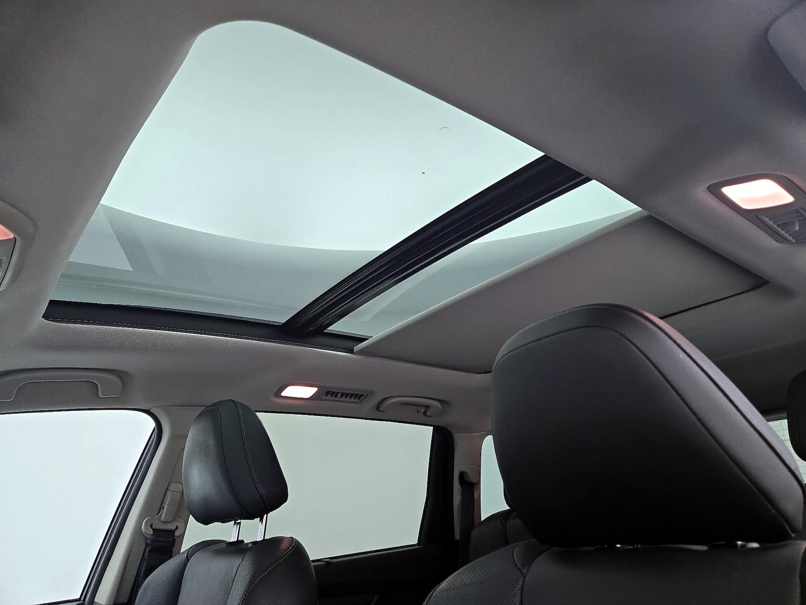 2023 Subaru Ascent Limited - Photo 19