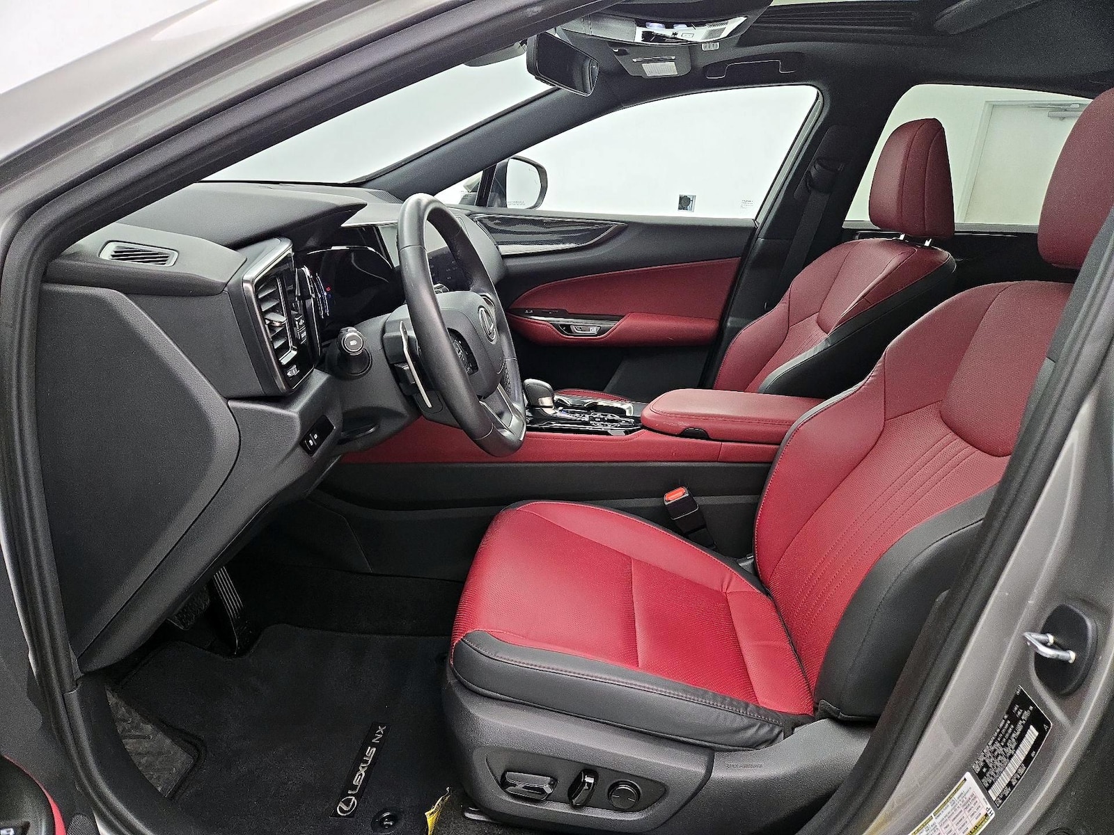 2024 Lexus NX 350 - Photo 10