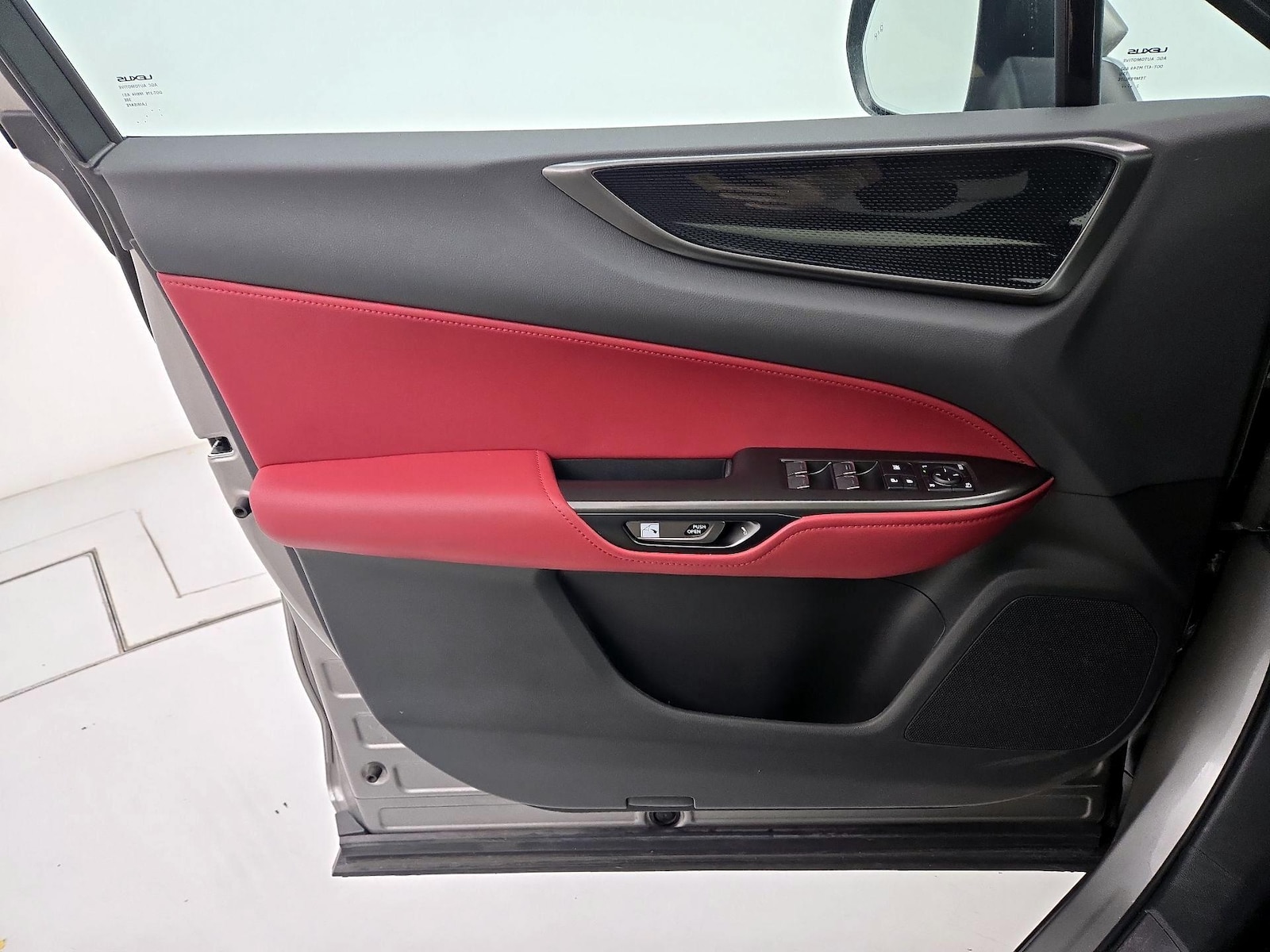 2024 Lexus NX 350 - Photo 11