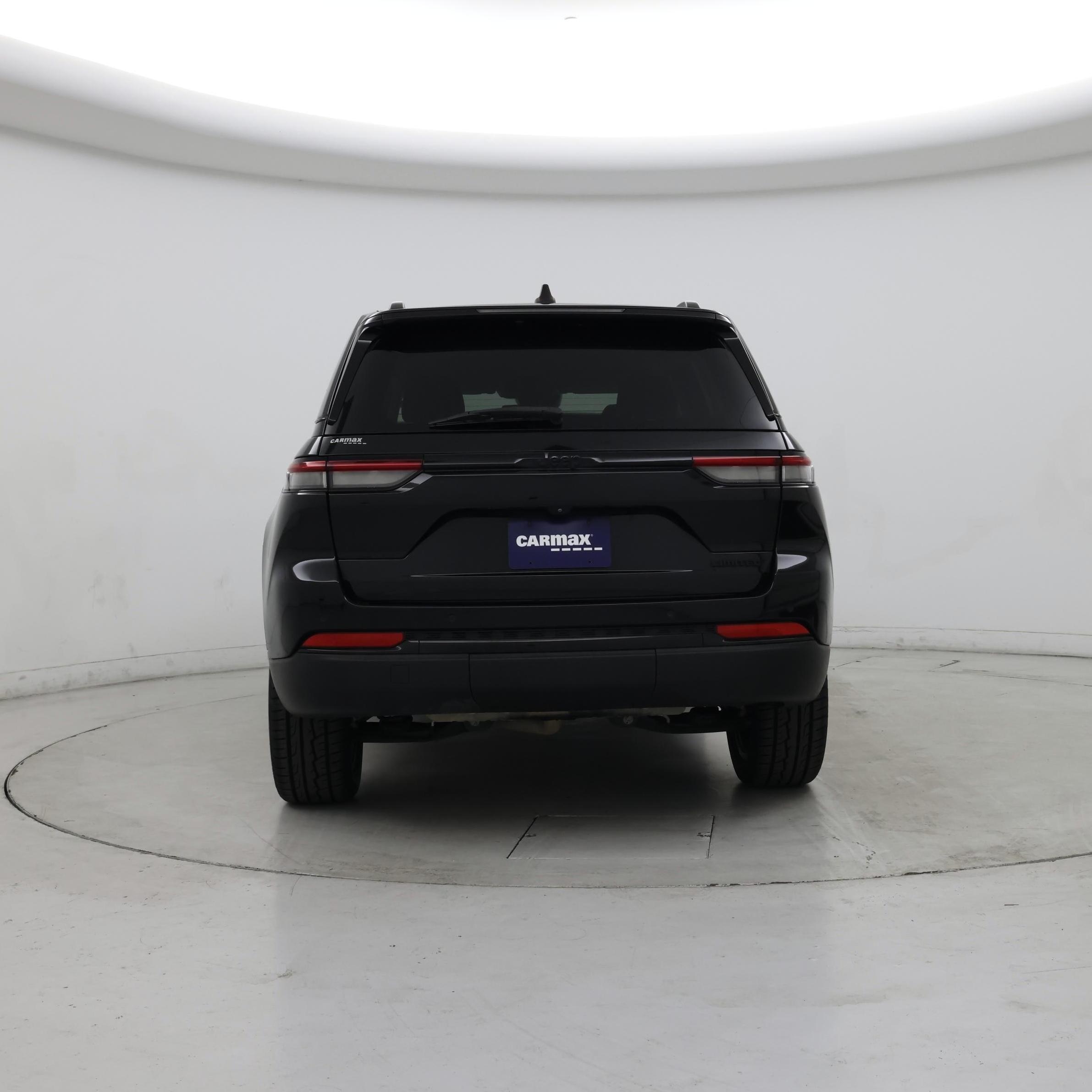 Thumbnail: 2023 Jeep Grand Cherokee - 6