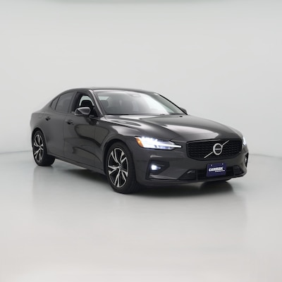 2023 Volvo S60 B5 Core Dark Theme
