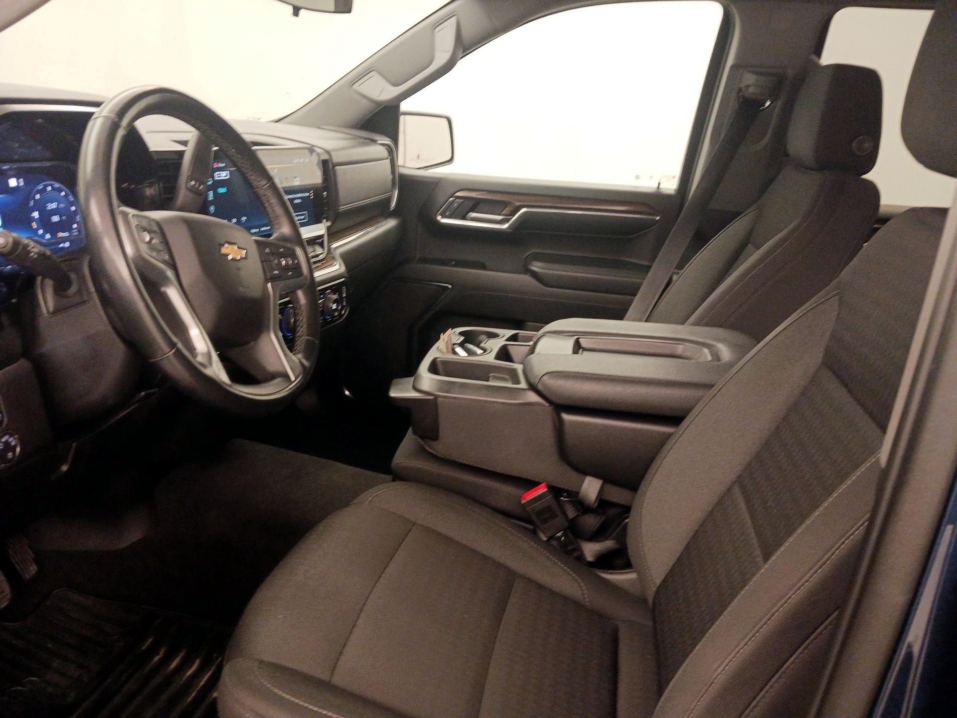 Thumbnail: 2023 Chevrolet Silverado 1500 - 11