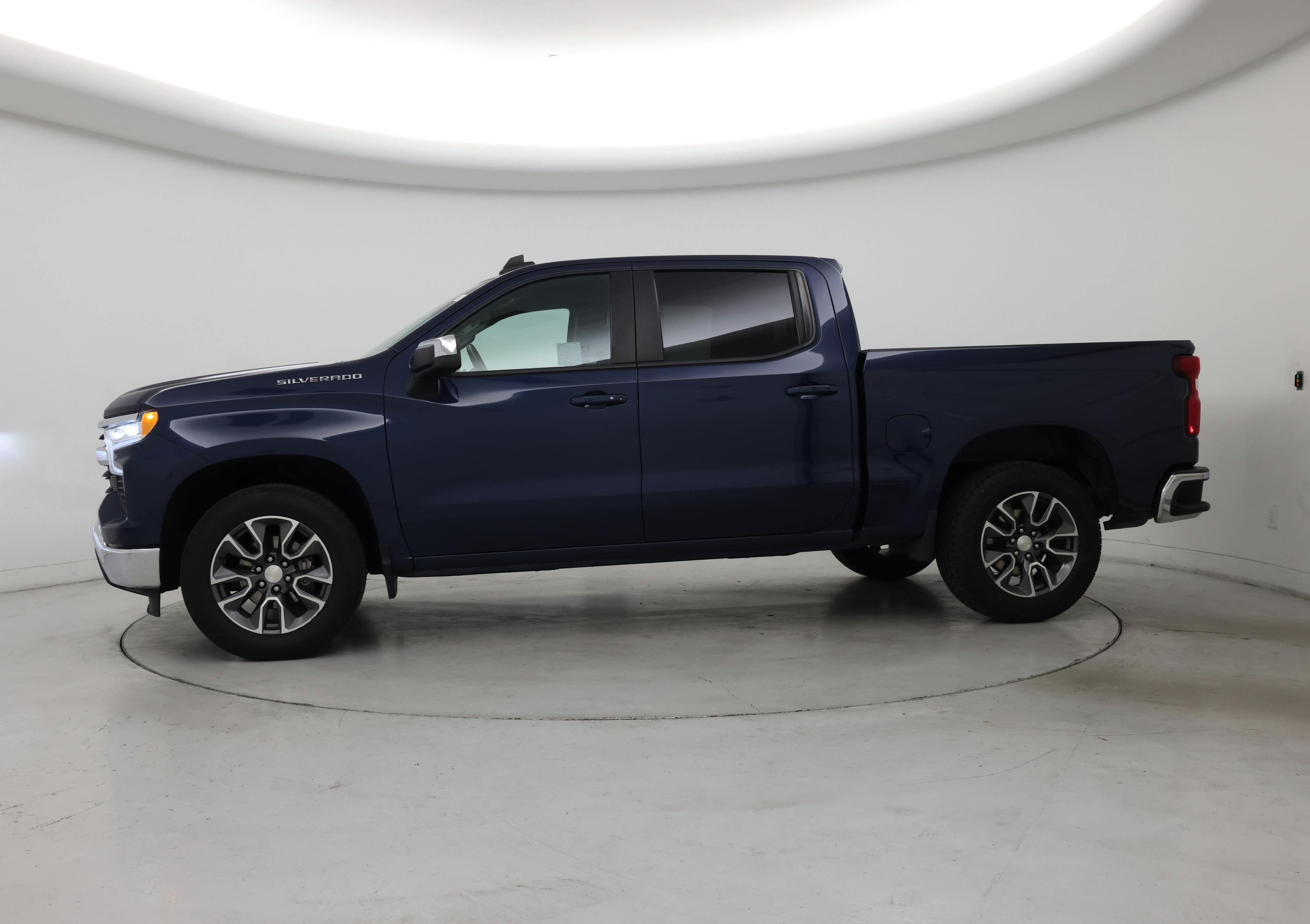 Thumbnail: 2023 Chevrolet Silverado 1500 - 3