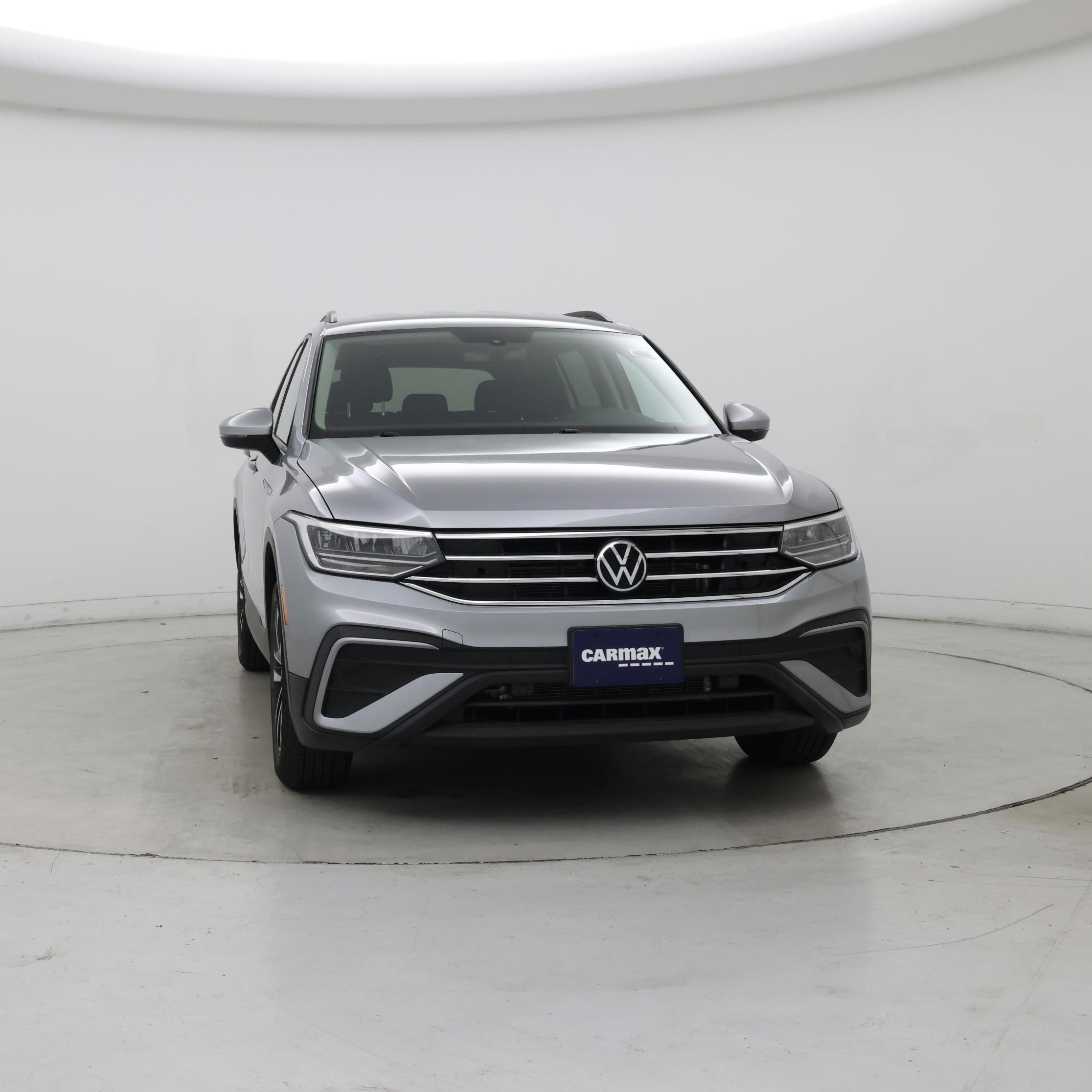 Thumbnail: 2023 Volkswagen Tiguan - 5