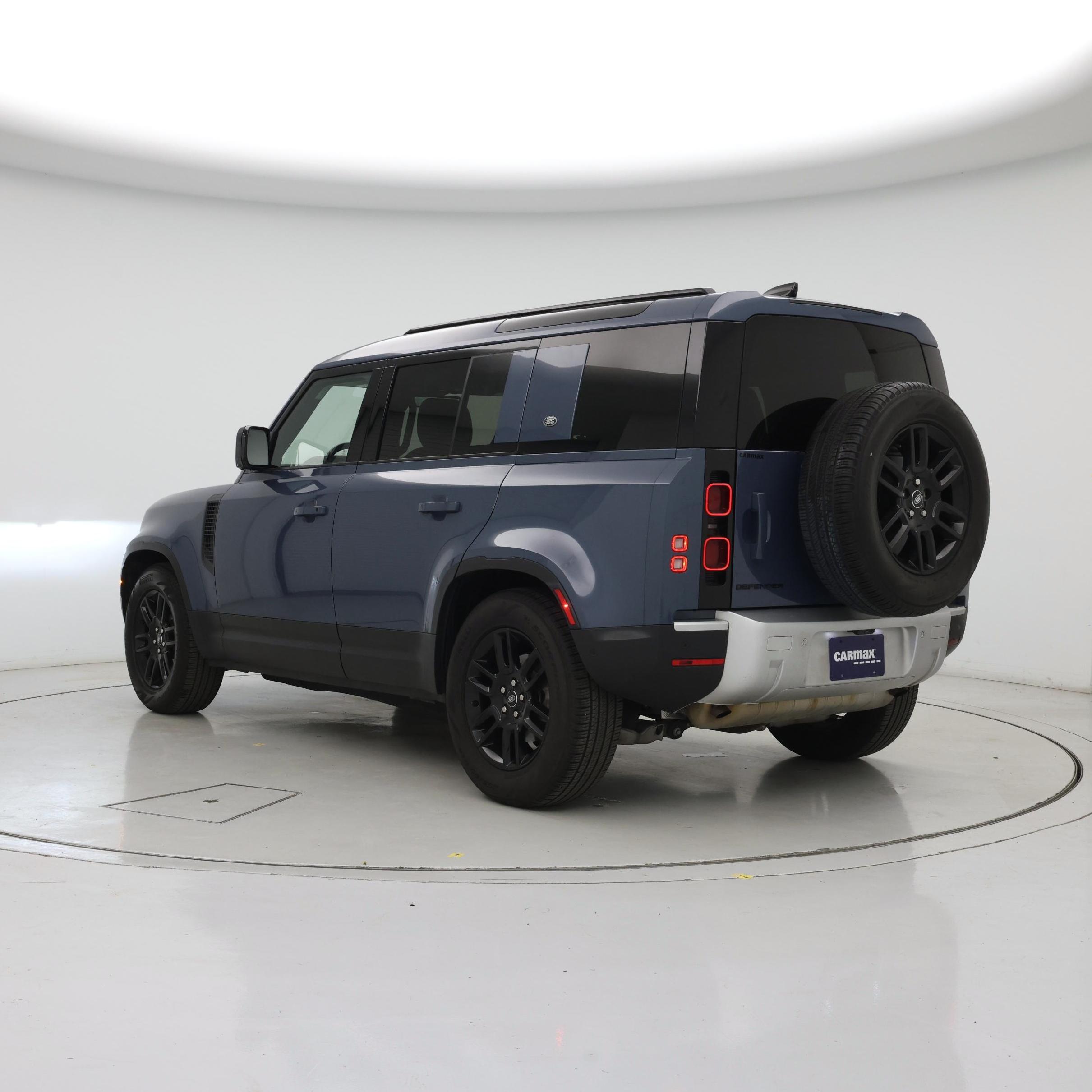 Thumbnail: 2022 Land Rover Defender - 2