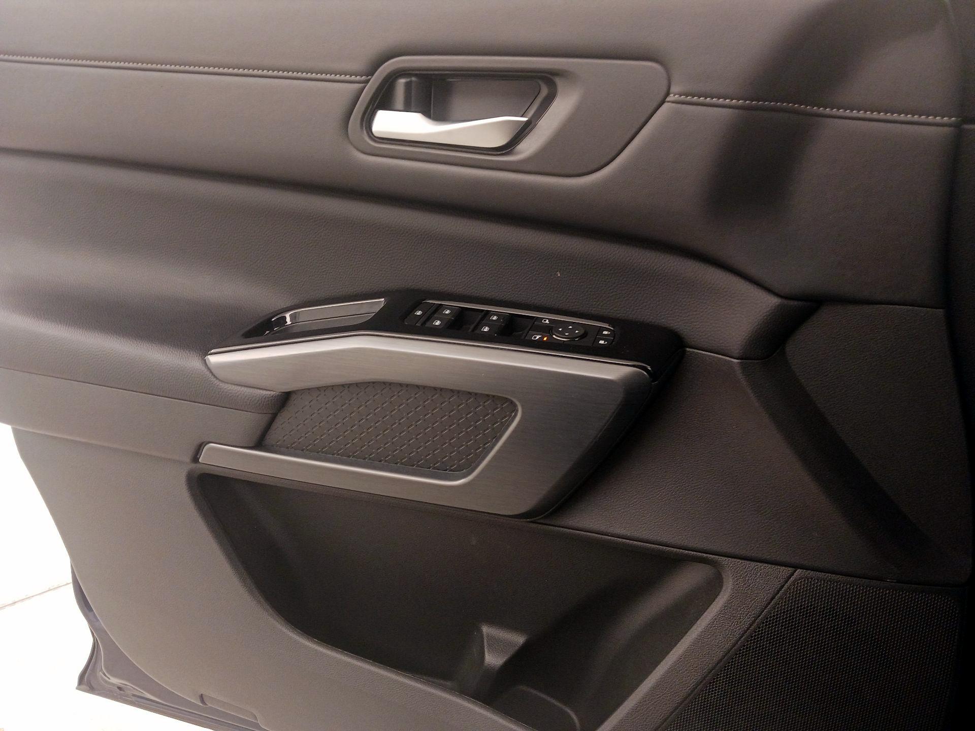 Thumbnail: 2024 Nissan Pathfinder - 12