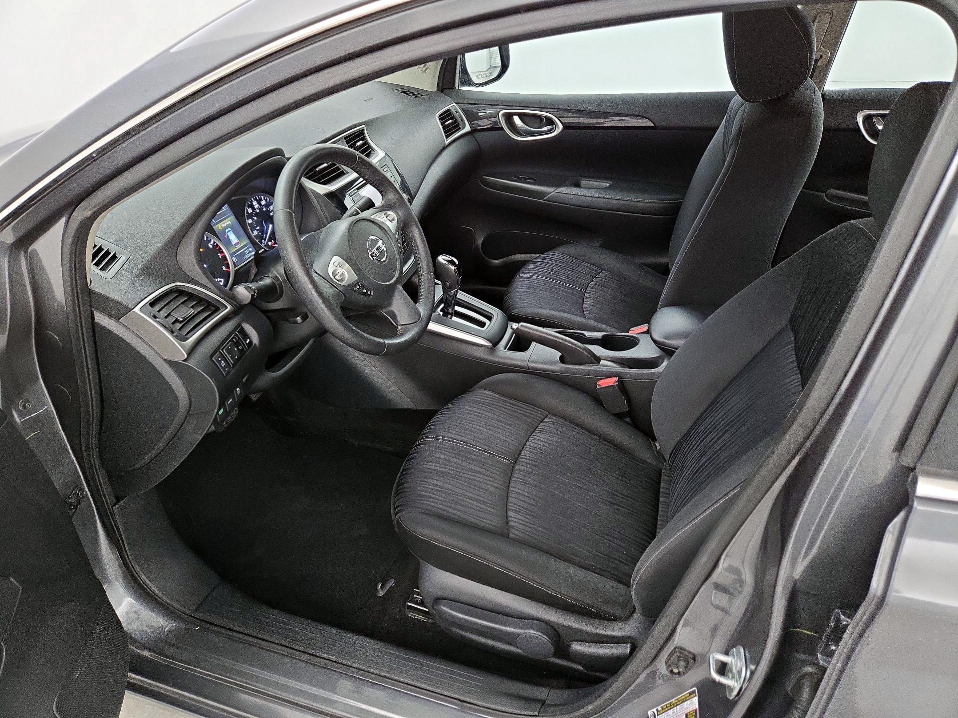 Thumbnail: 2018 Nissan Sentra - 11
